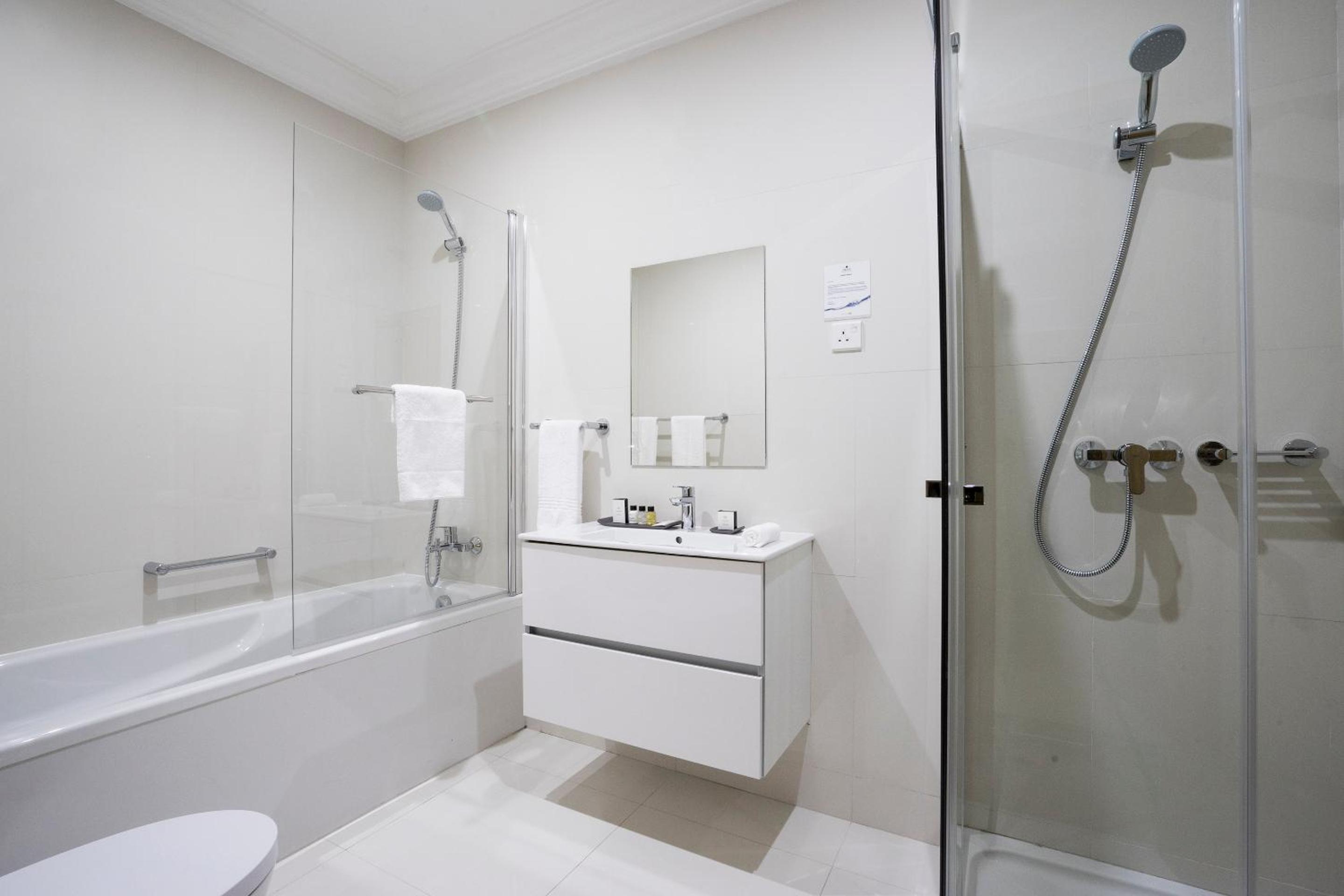 Two-Bedroom Apartment - Photo 4