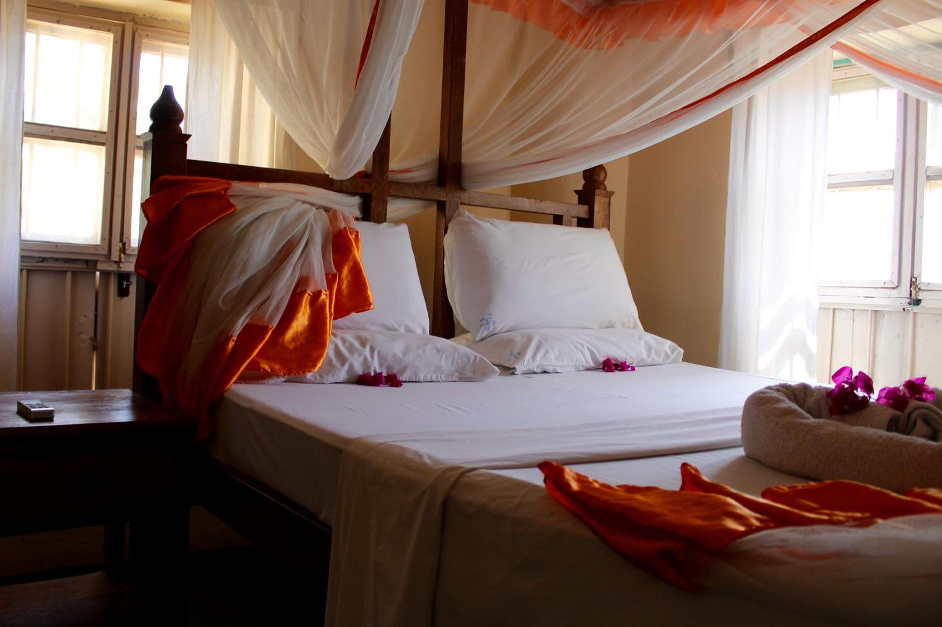 Double Room - Photo 2