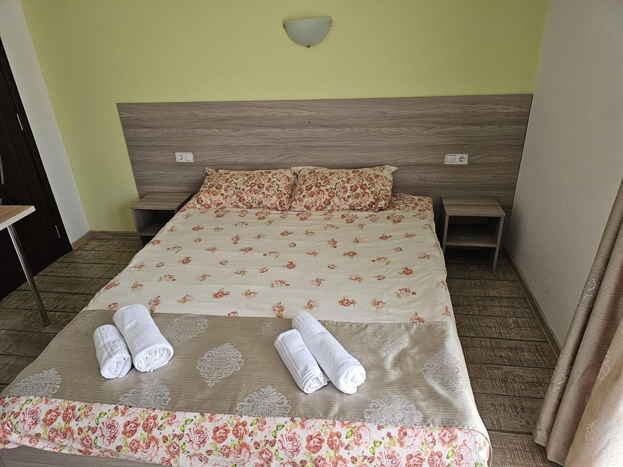 Deluxe Triple Room photo 2