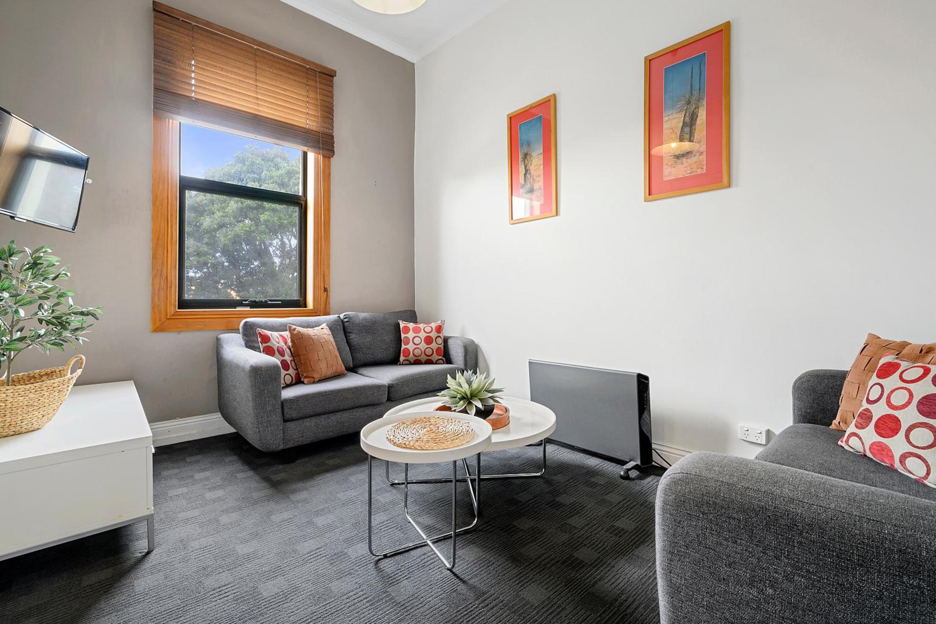 Apt 1: Four Bedroom Apartment at Marine Terrace (2xQn+3xSgl) photo 1