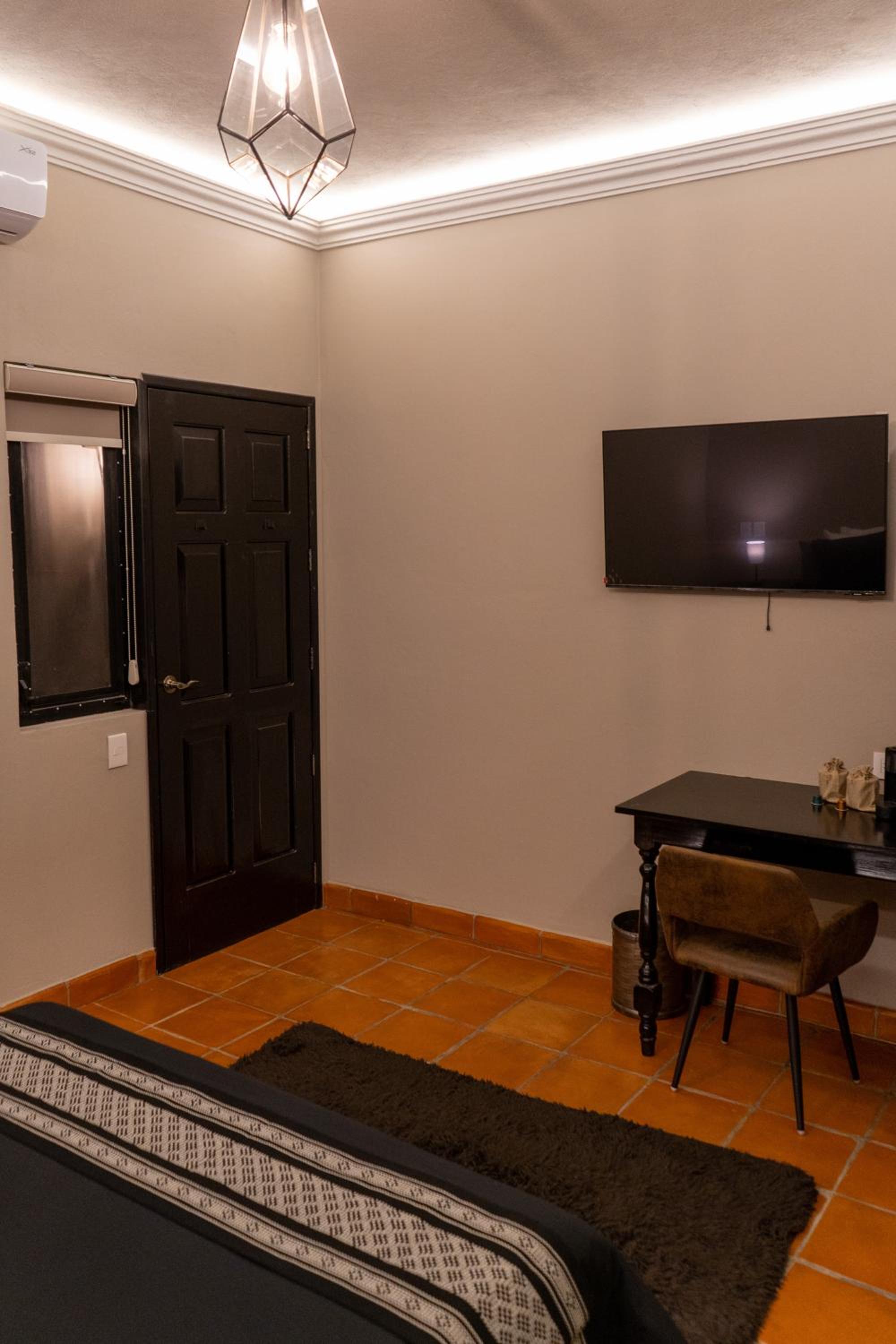 Deluxe Queen Room photo 1