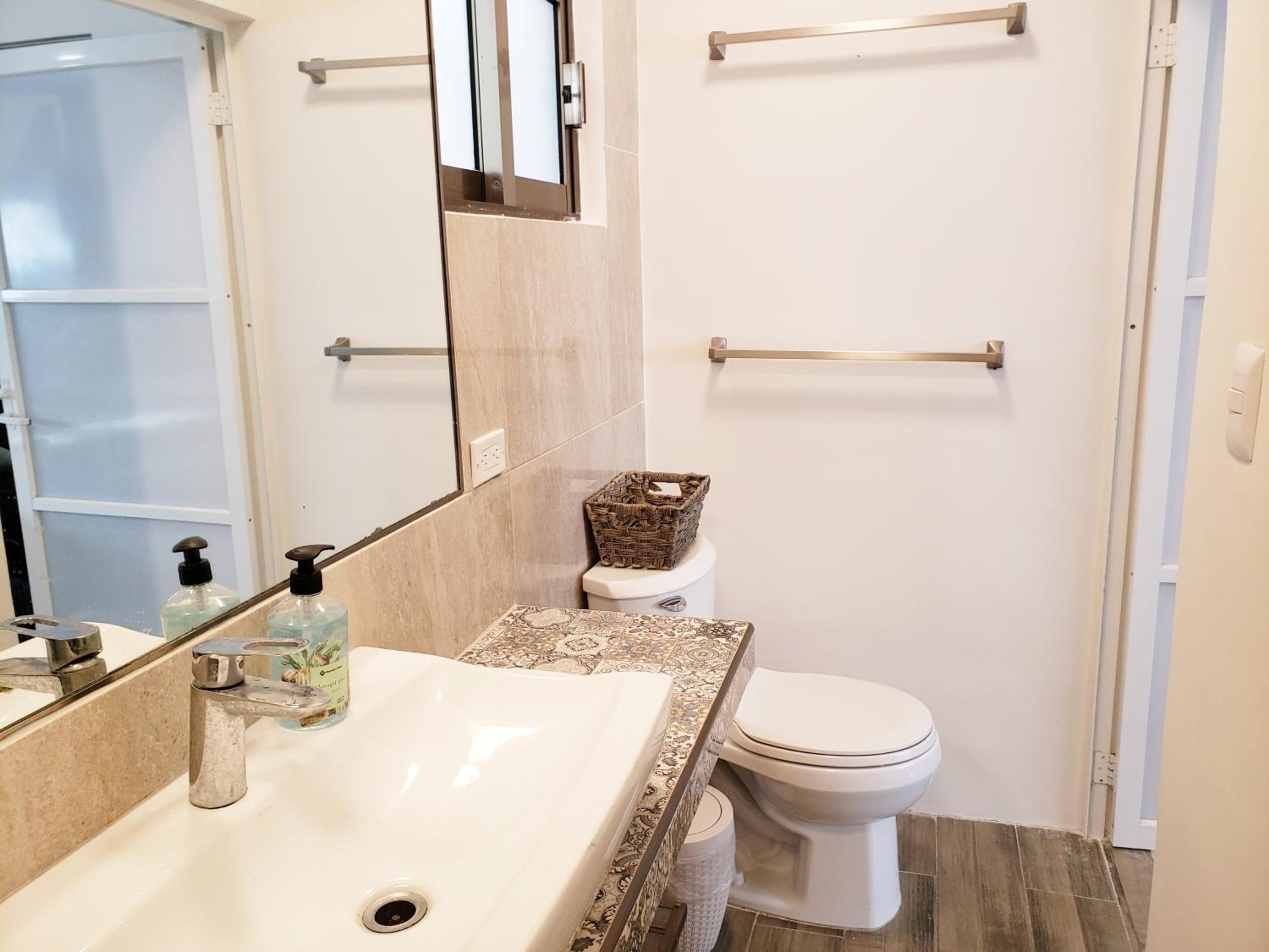 One-Bedroom Suite photo 3