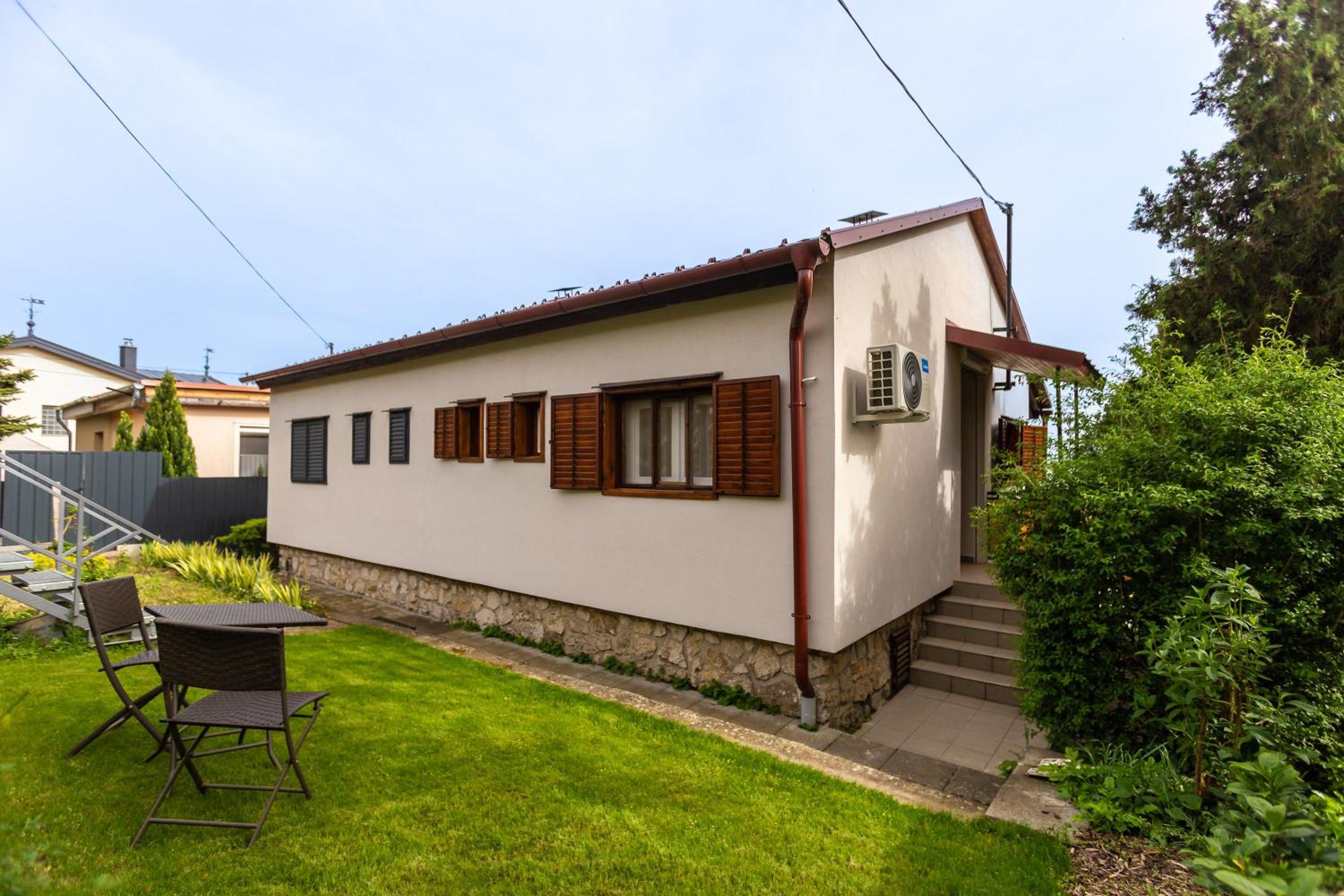 Two-Bedroom House photo 3