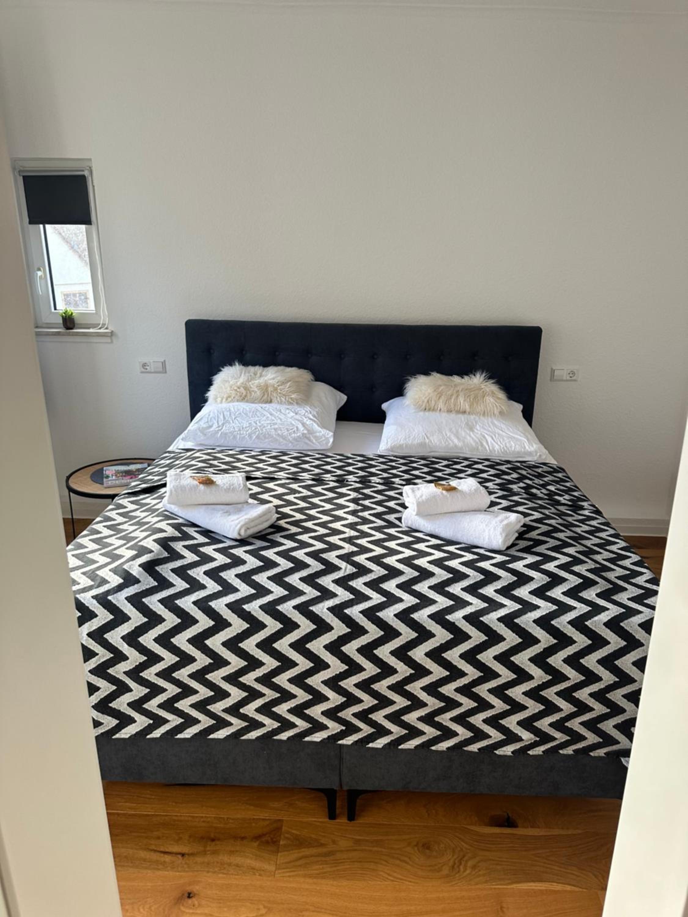 One-Bedroom Apartment photo 3
