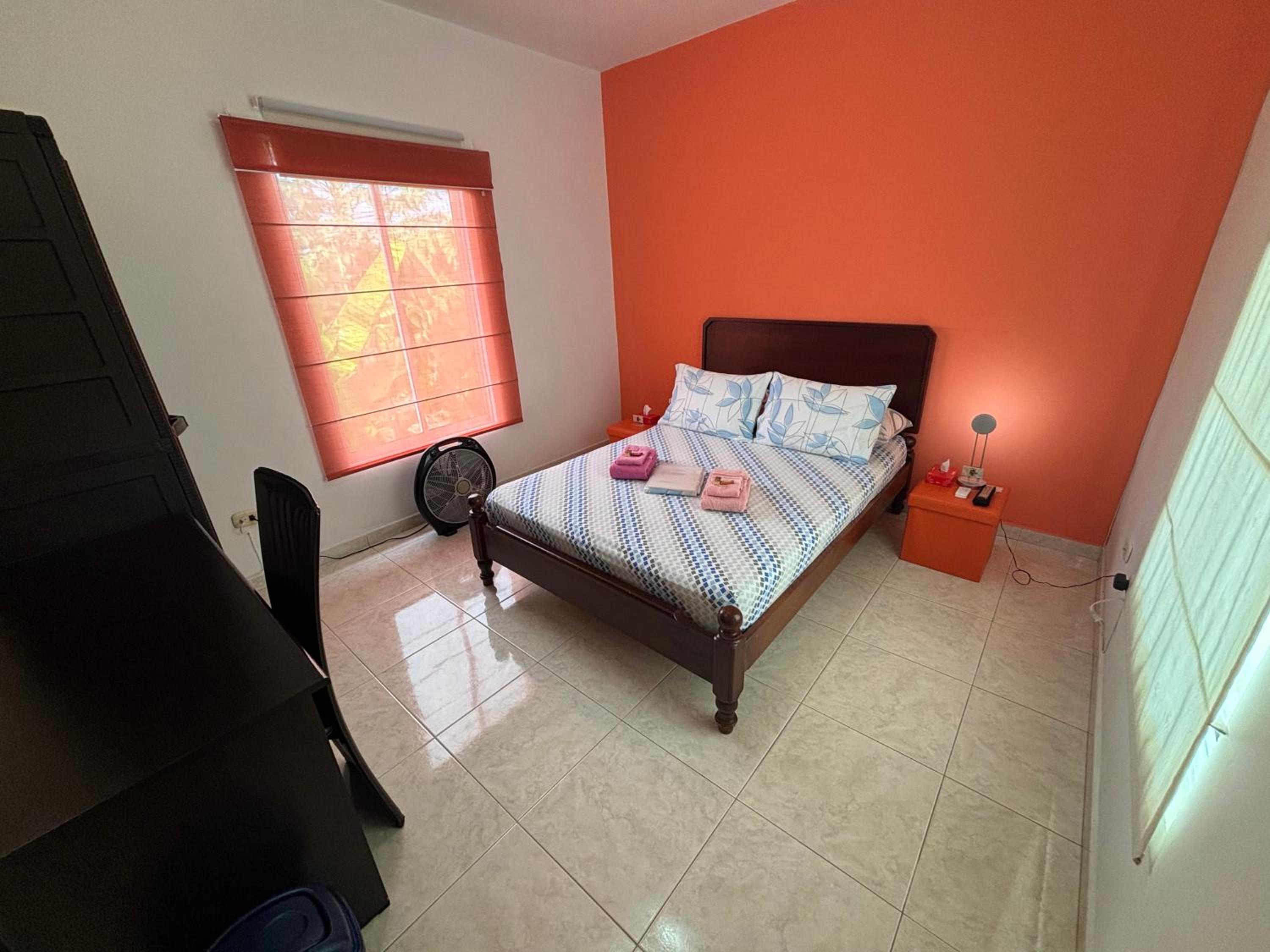 Double Room With Shared Bathroom photo 1
