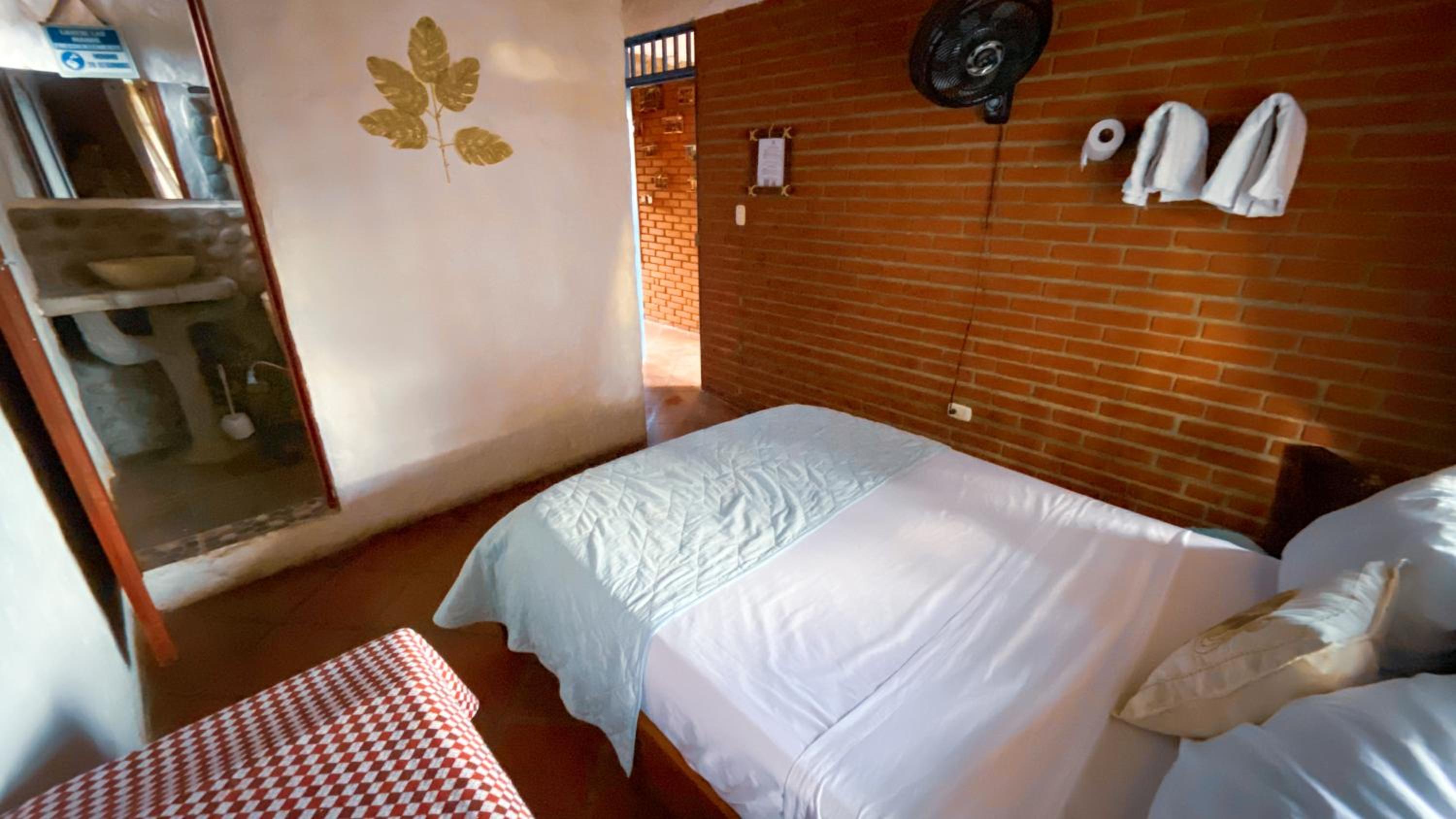 Double Room with Private Bathroom photo 3