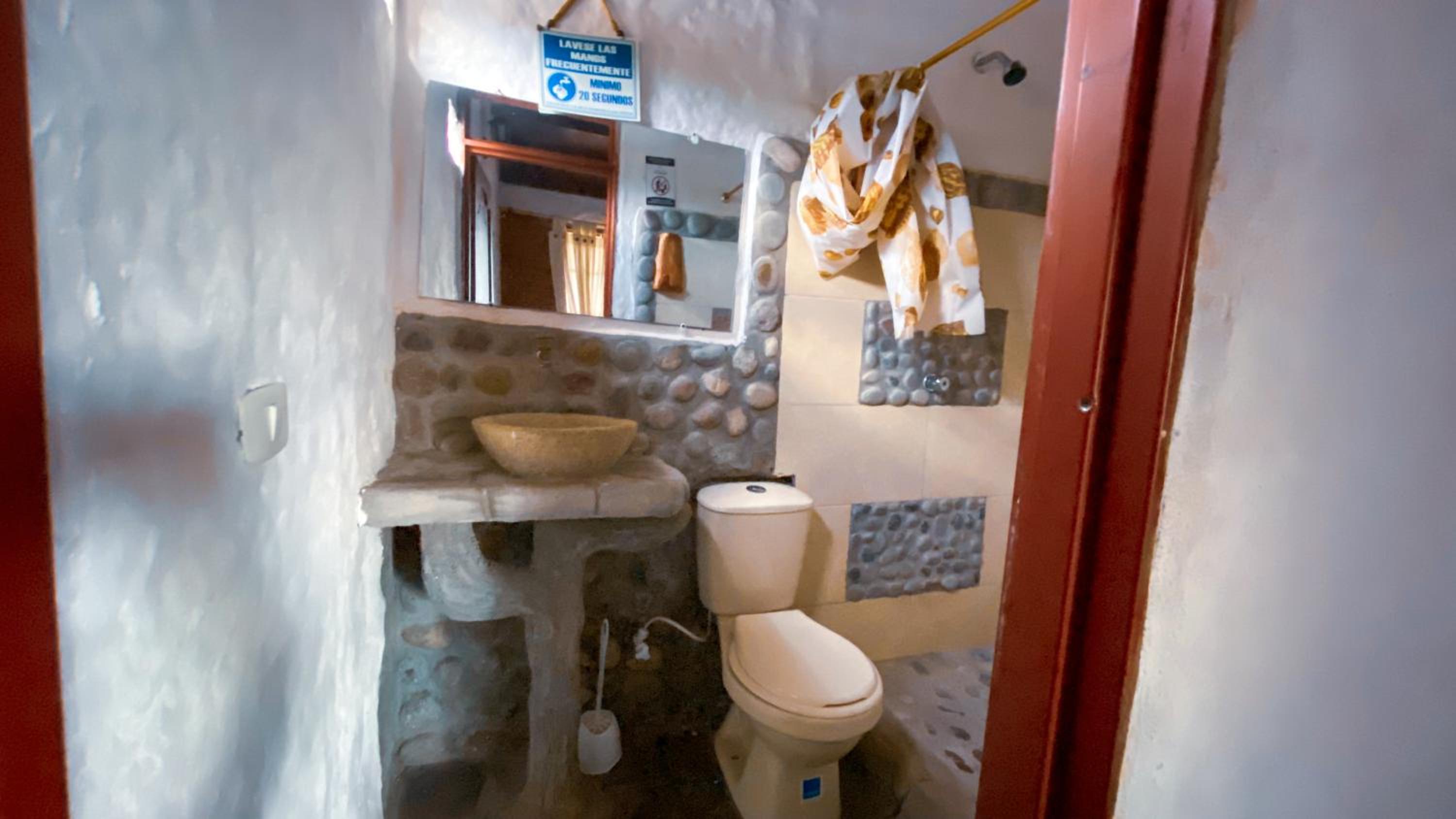 Double Room with Private Bathroom photo 2