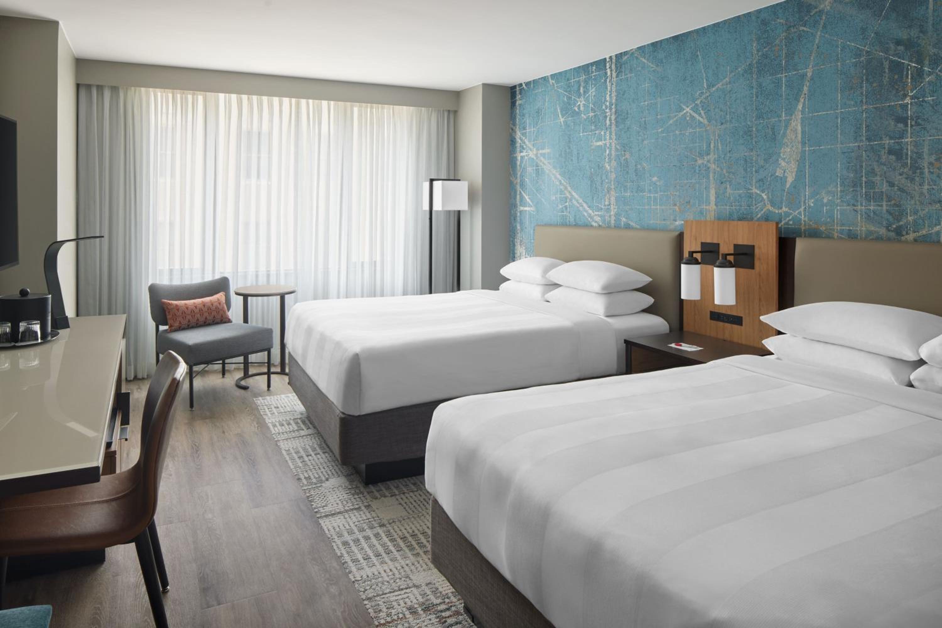 Queen Room with Two Queen Beds - Club Lounge Access