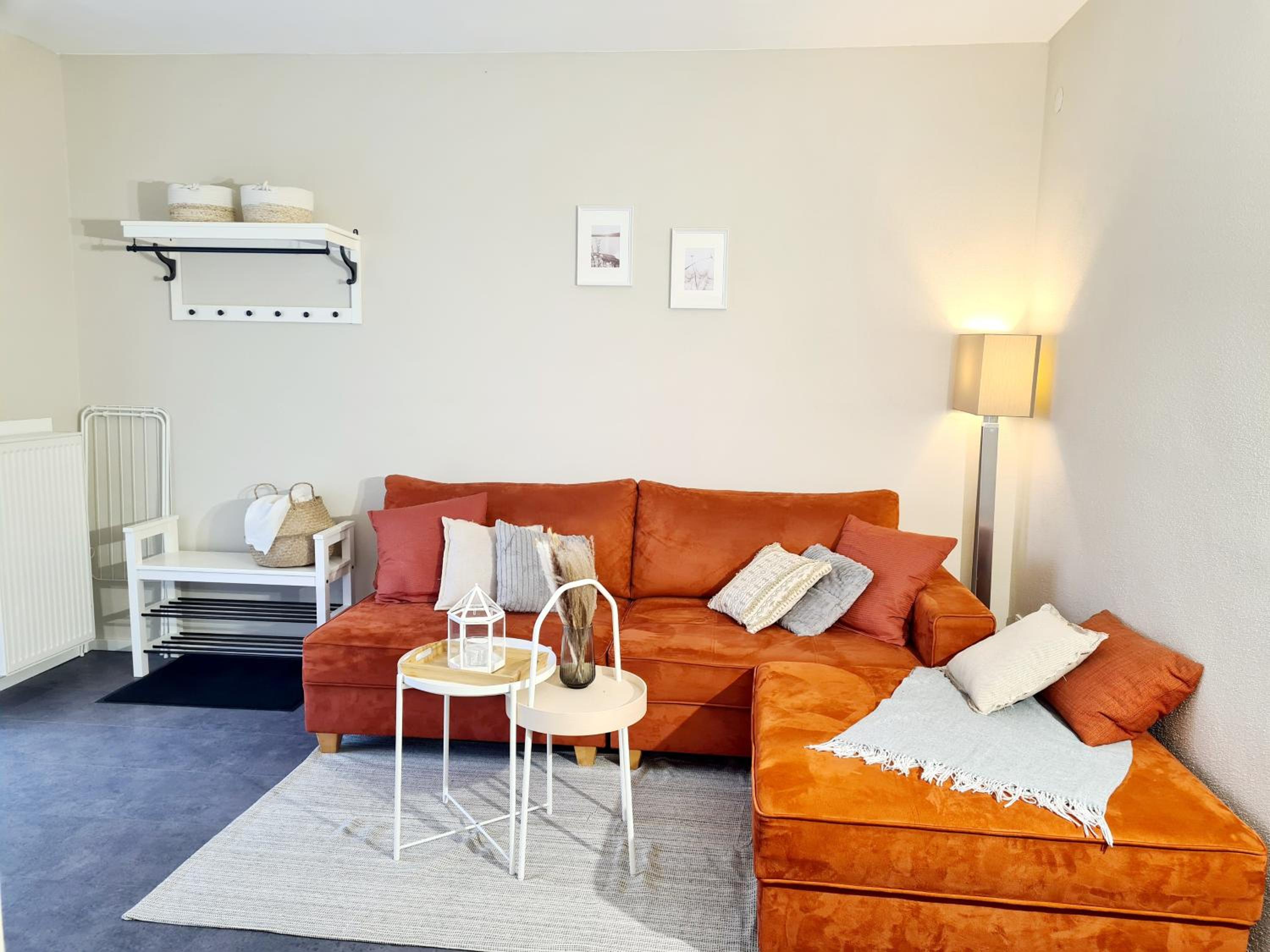 One-Bedroom Apartment with Garden photo 1