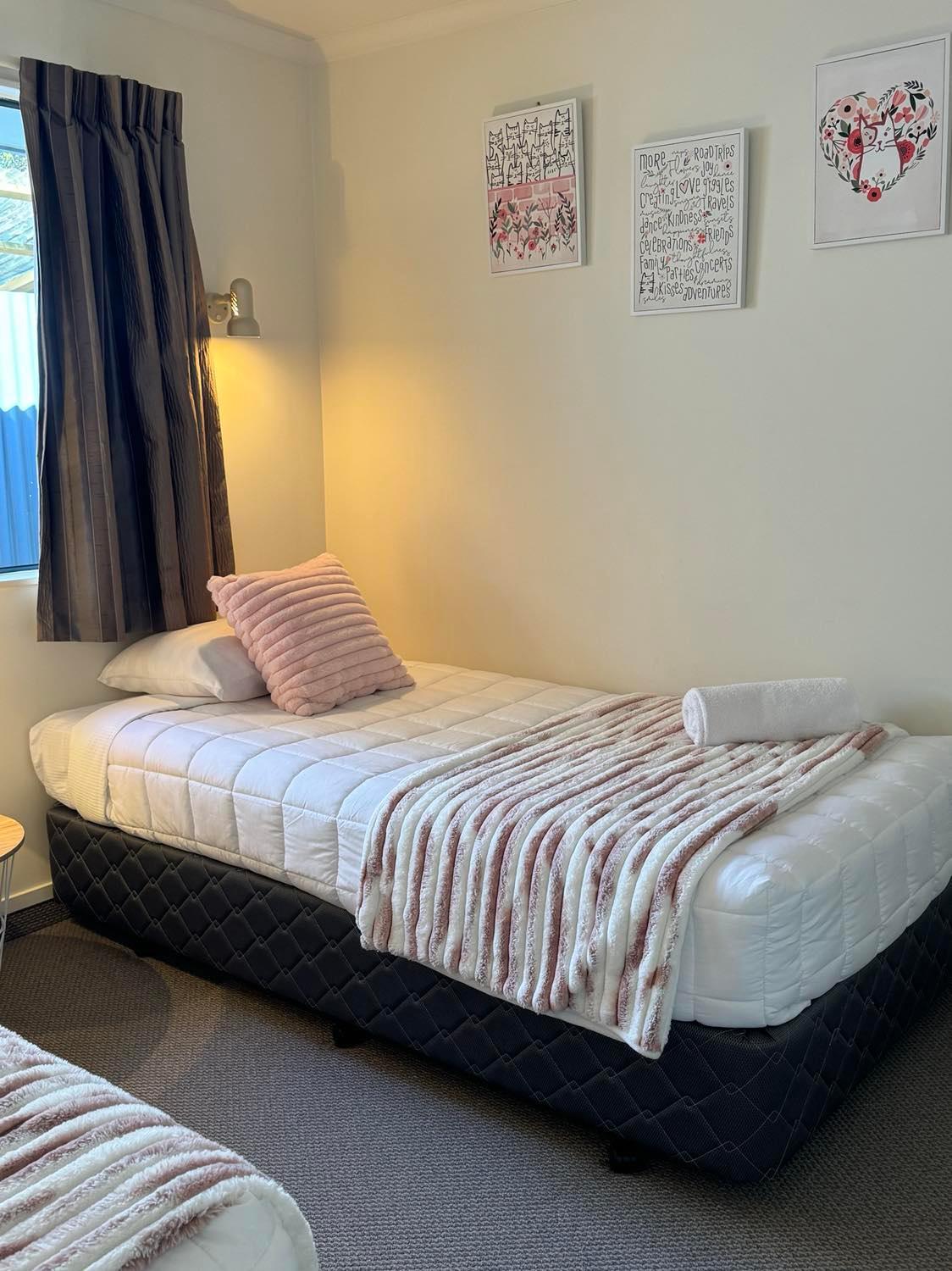 Two Bedroom Suite - Photo 5