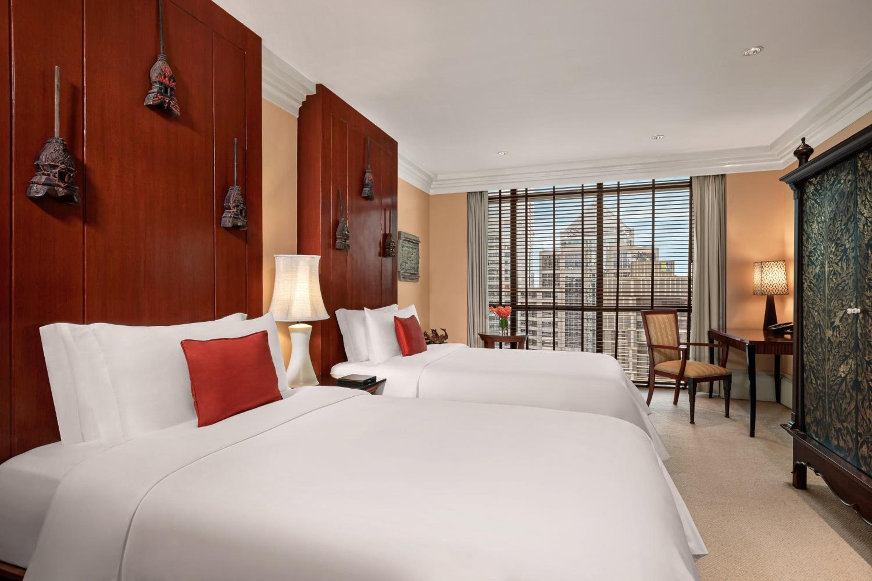 Royal Pimai, Club lounge access, 2 Bedroom Suite, City view thumbnail 6