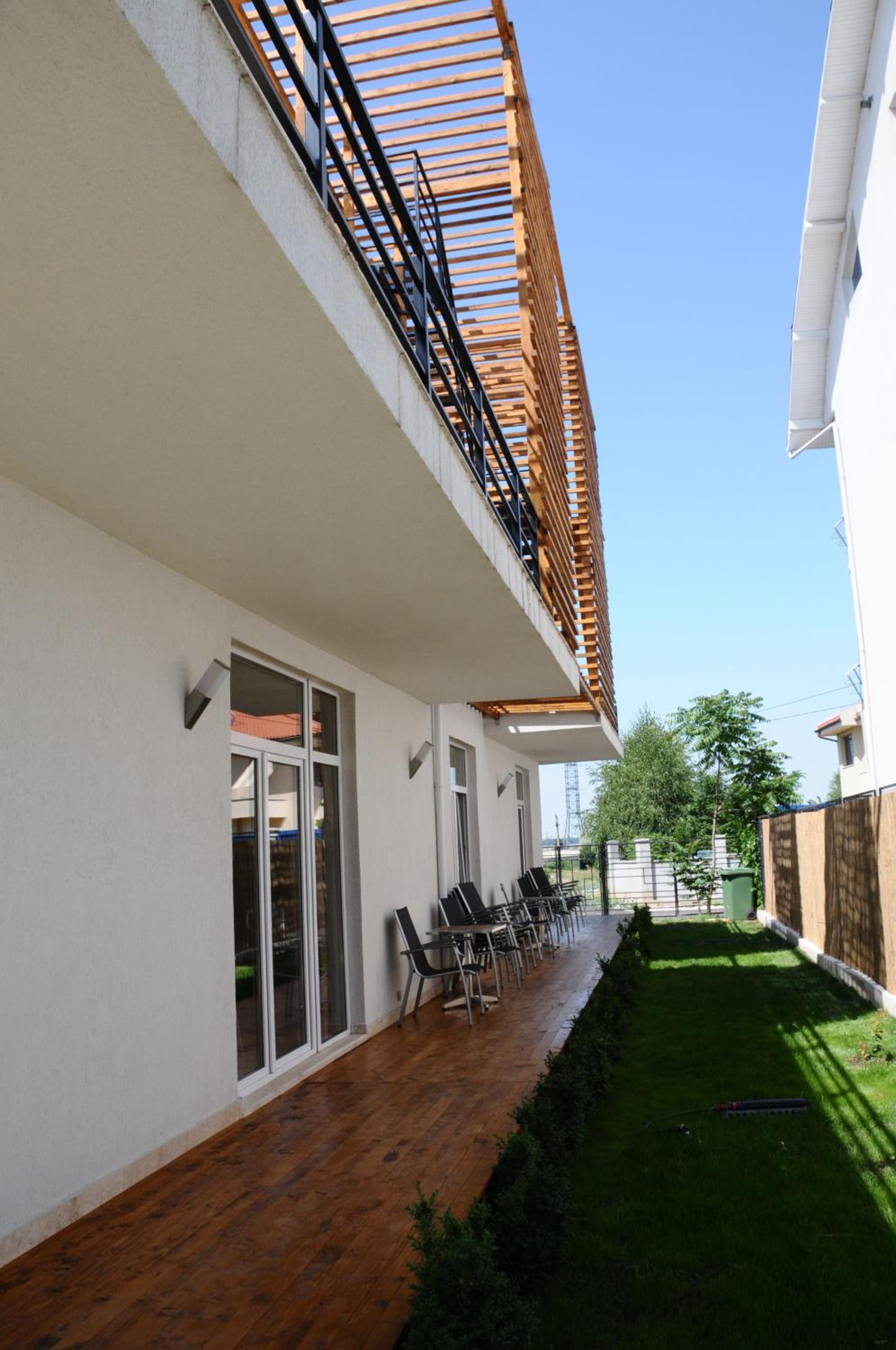 Two-Bedroom Villa - Photo 3