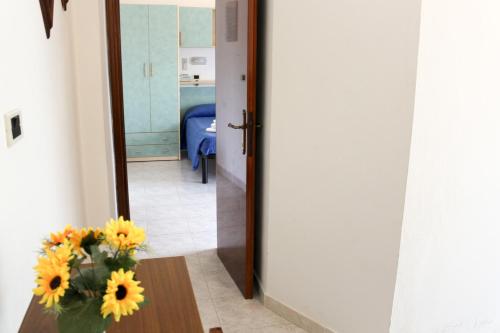 Classic Single Room with Balcony photo 1