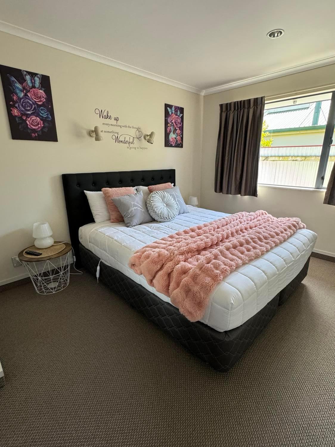 Executive One Bedroom Apartment - Photo 1