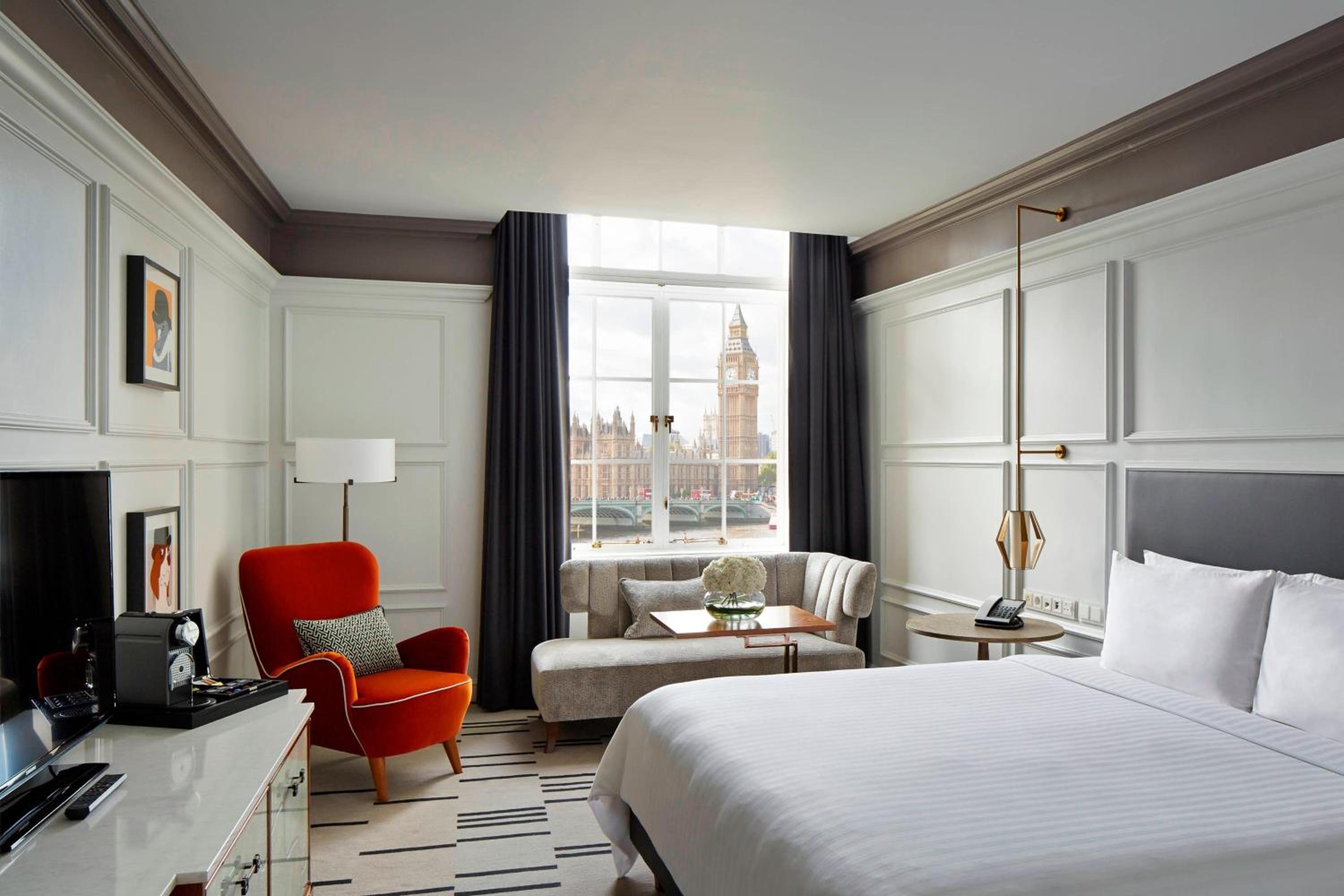Superior King Room with View of Big Ben