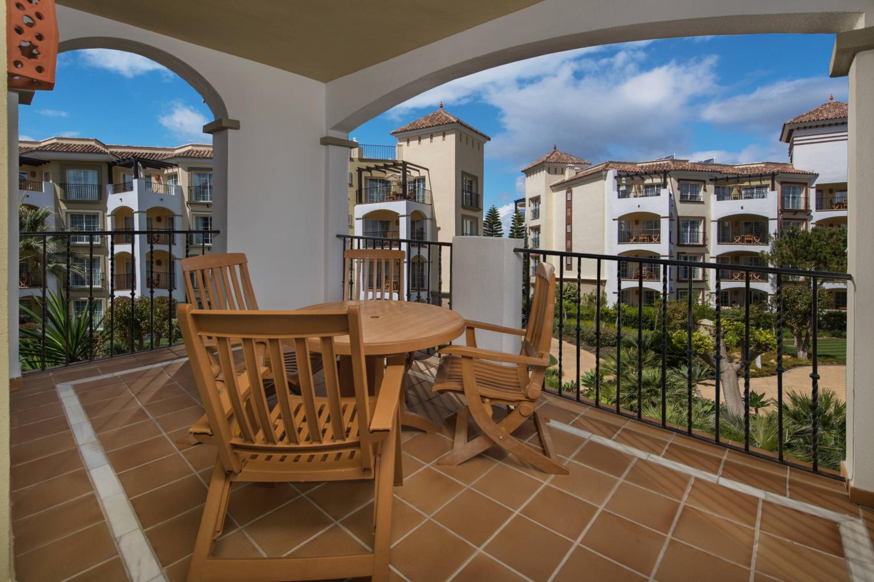 Apartamento de dos habitaciones con balcón