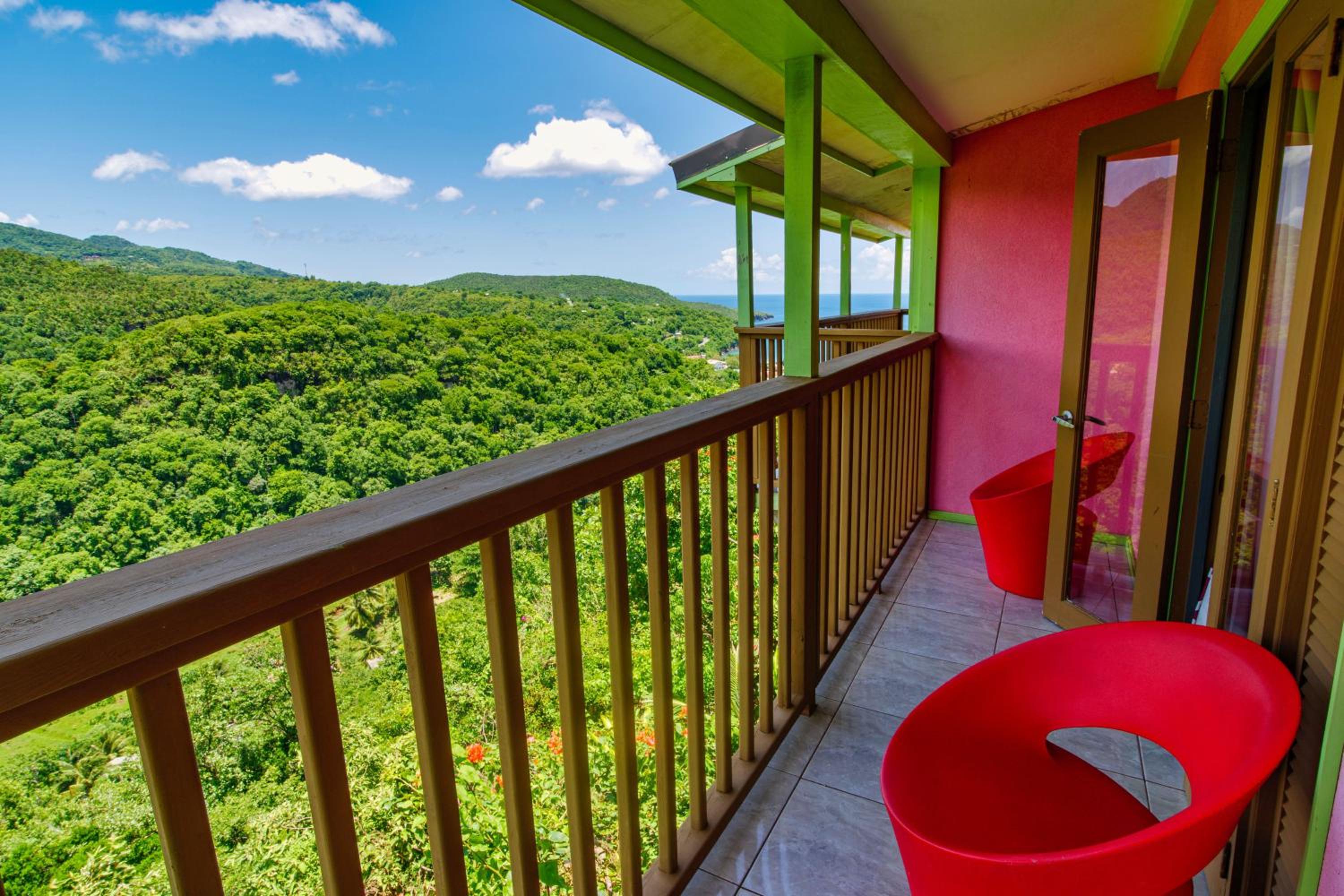 Suite with Mountain View photo 3