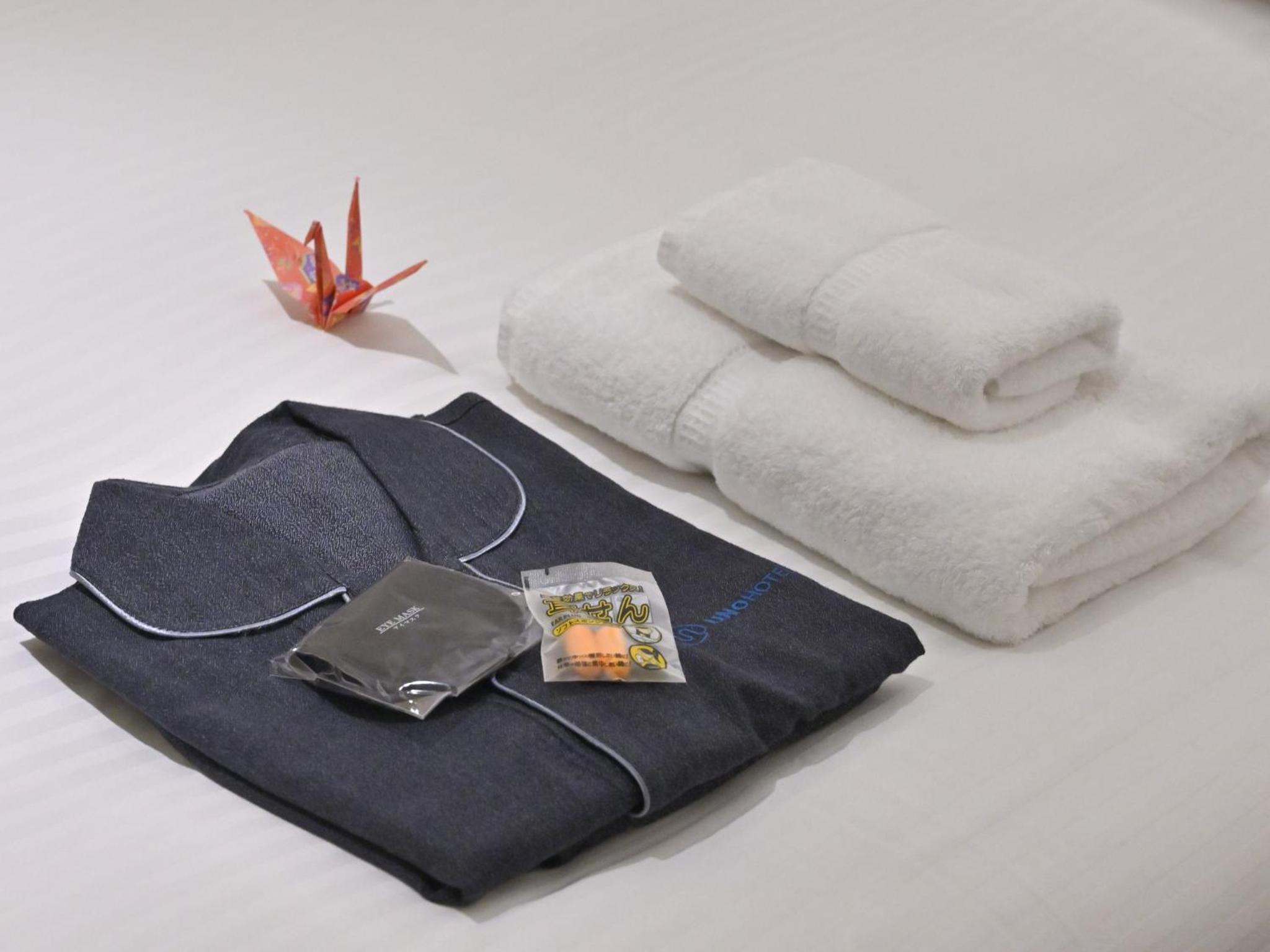 Single Bed in Female Dormitory Room photo 2