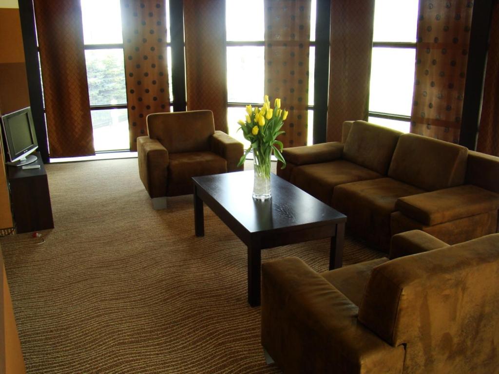 Apartment - Photo 4