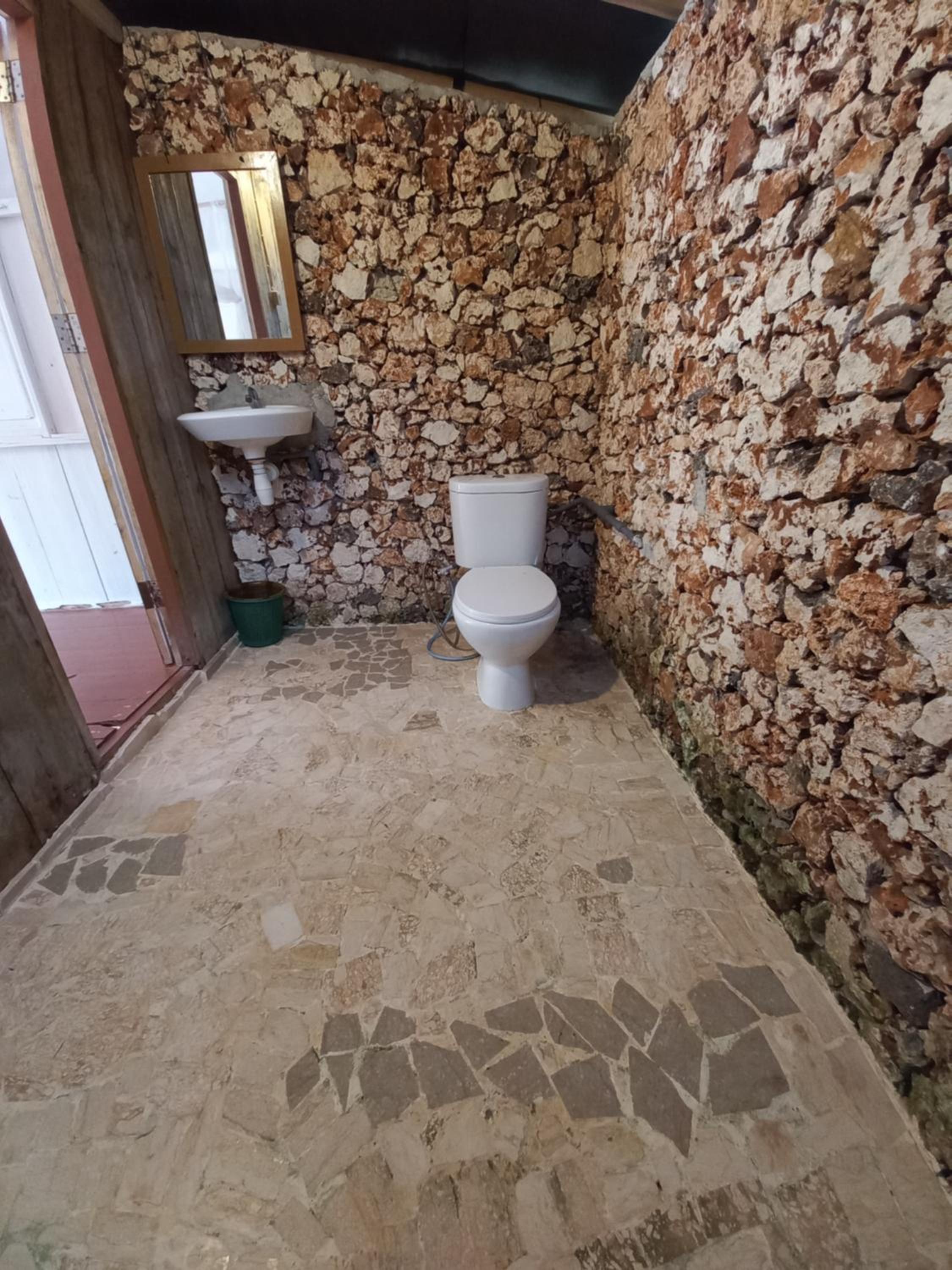 En Suite Bungalow - Photo 6