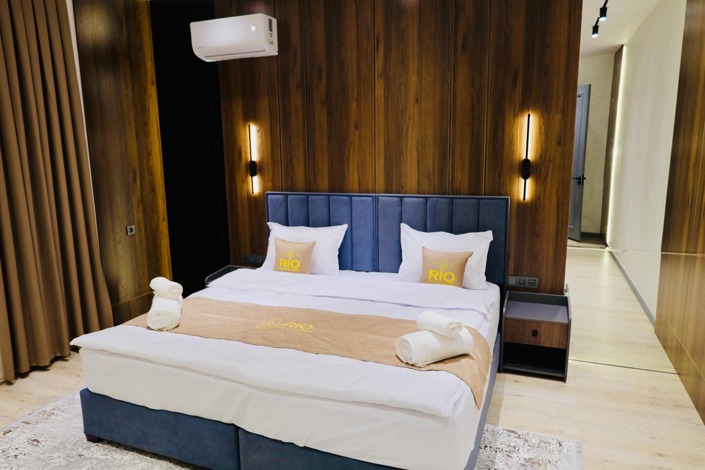 Deluxe Family Suite