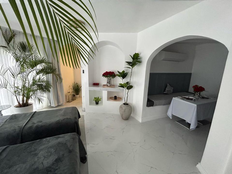 Suite with Spa Bath photo 2