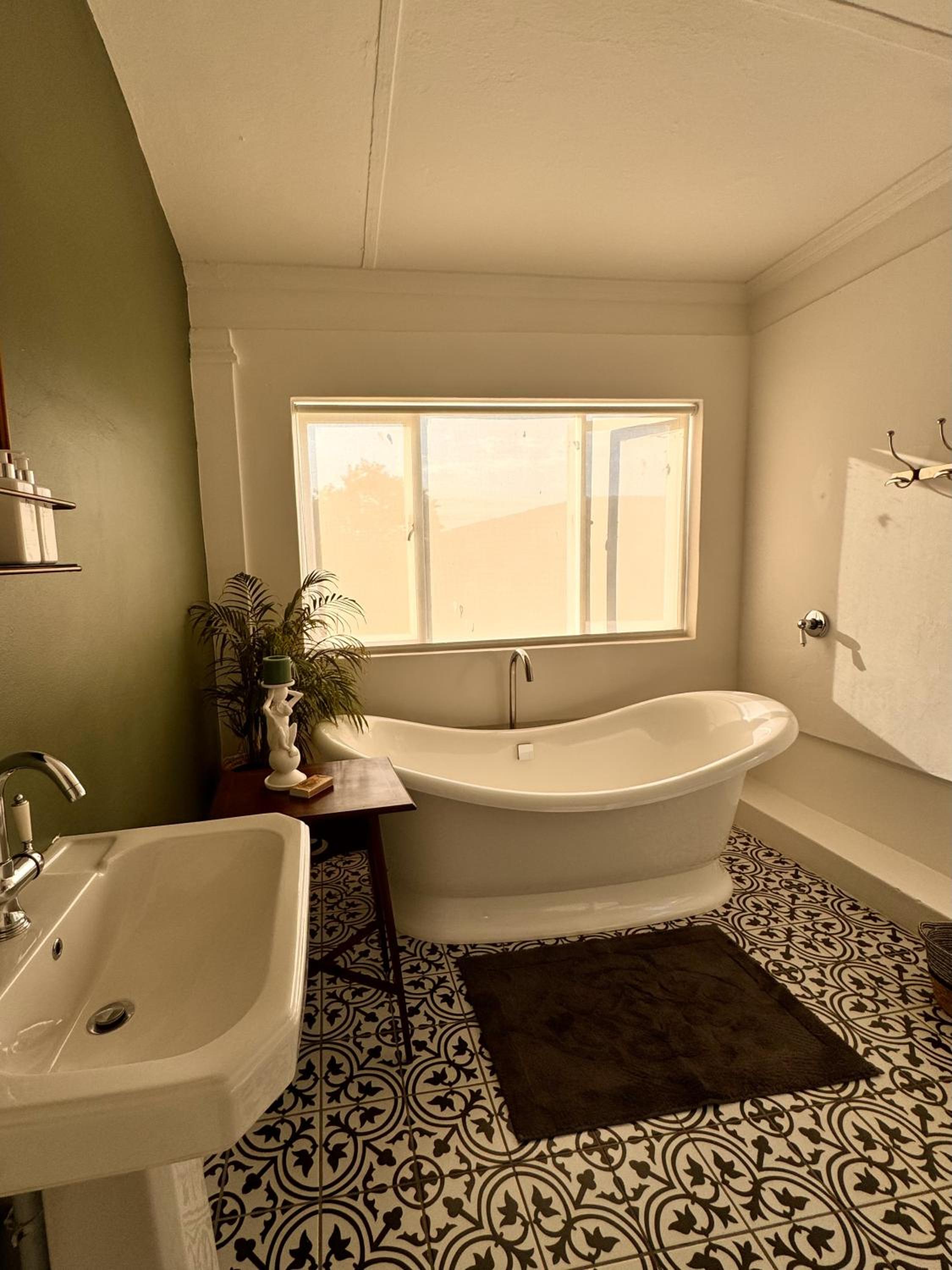 Double Room with Private Bathroom photo 3