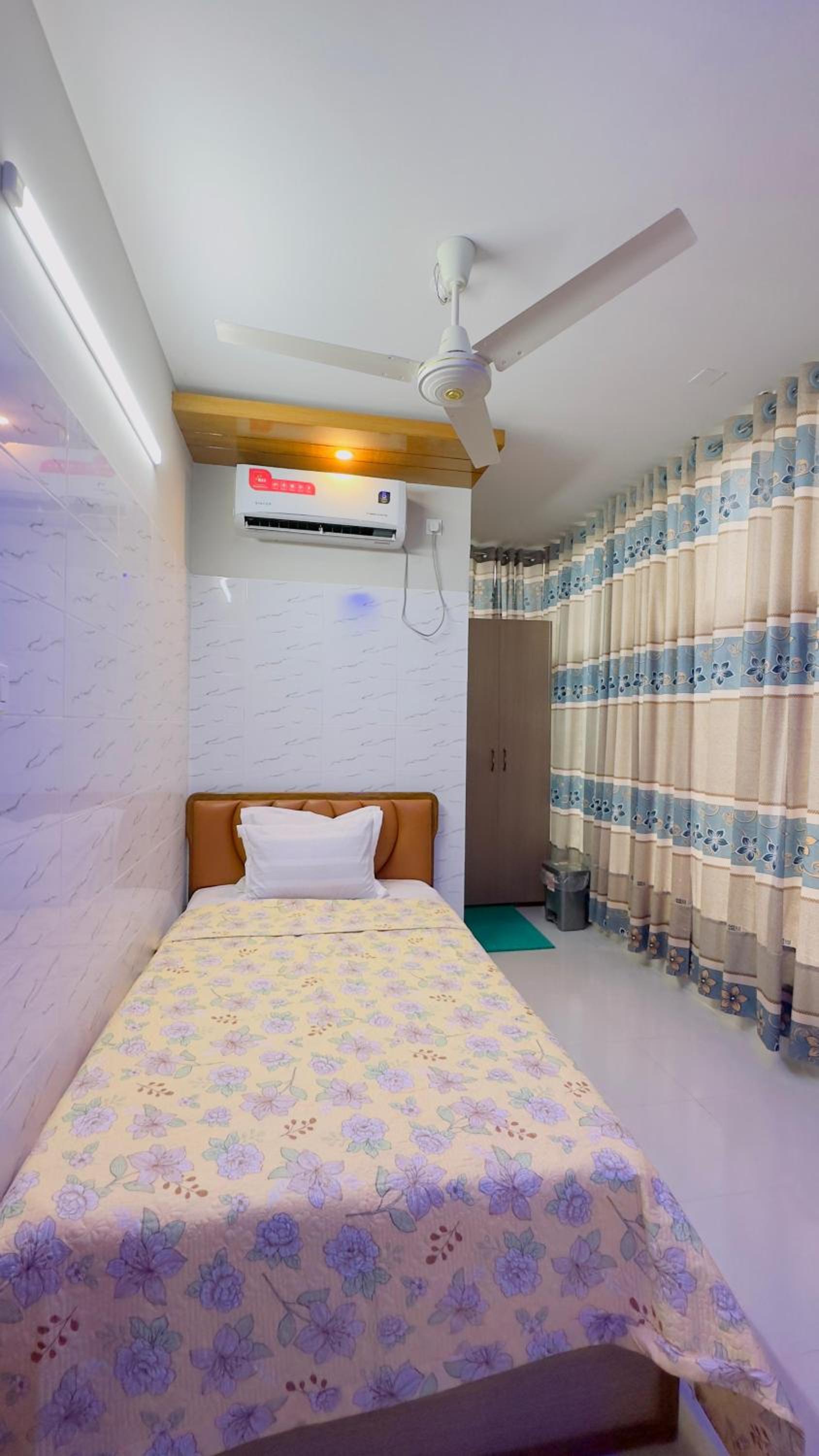 Deluxe Single Room photo 2