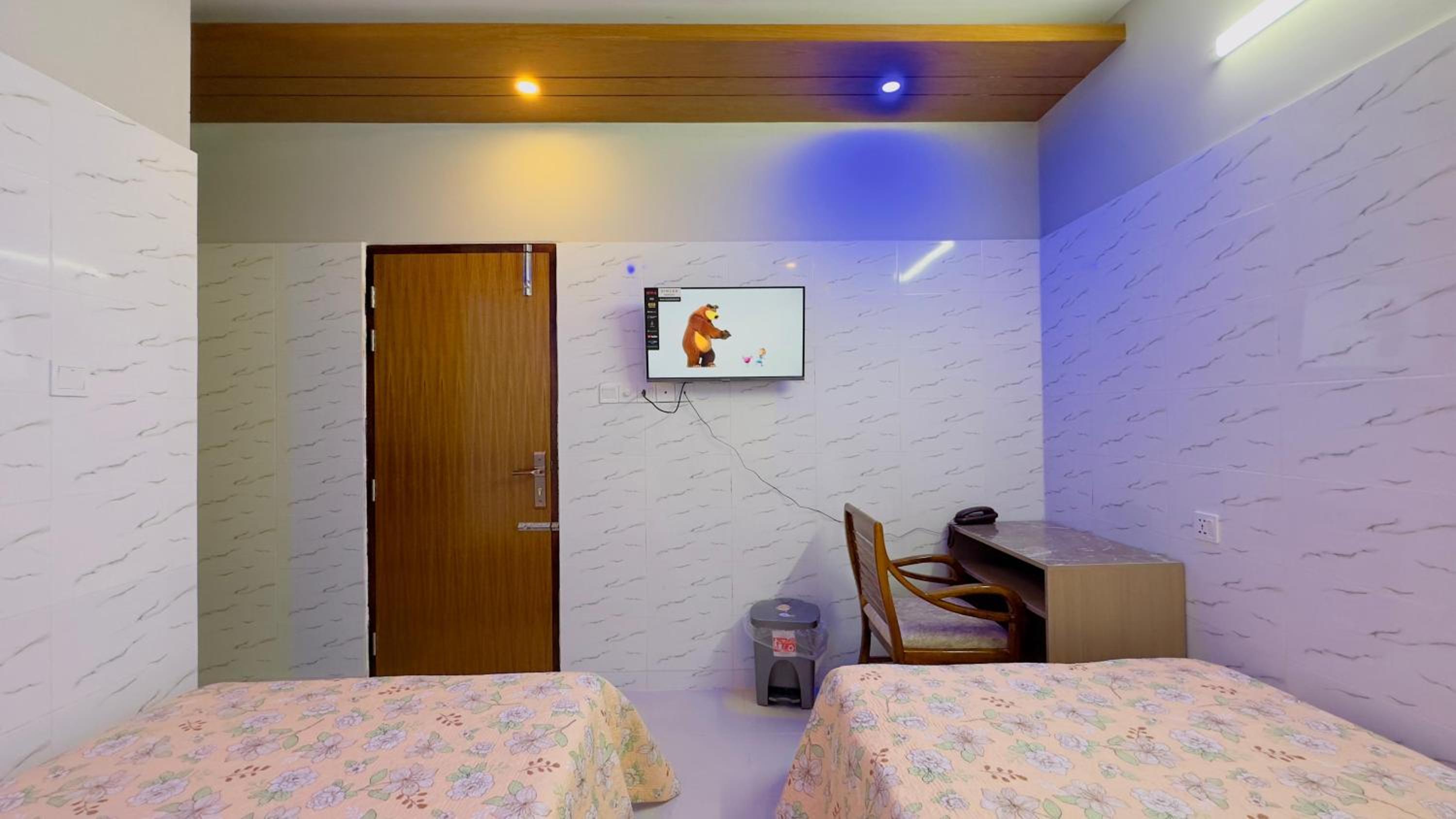 Deluxe Twin Room photo 3
