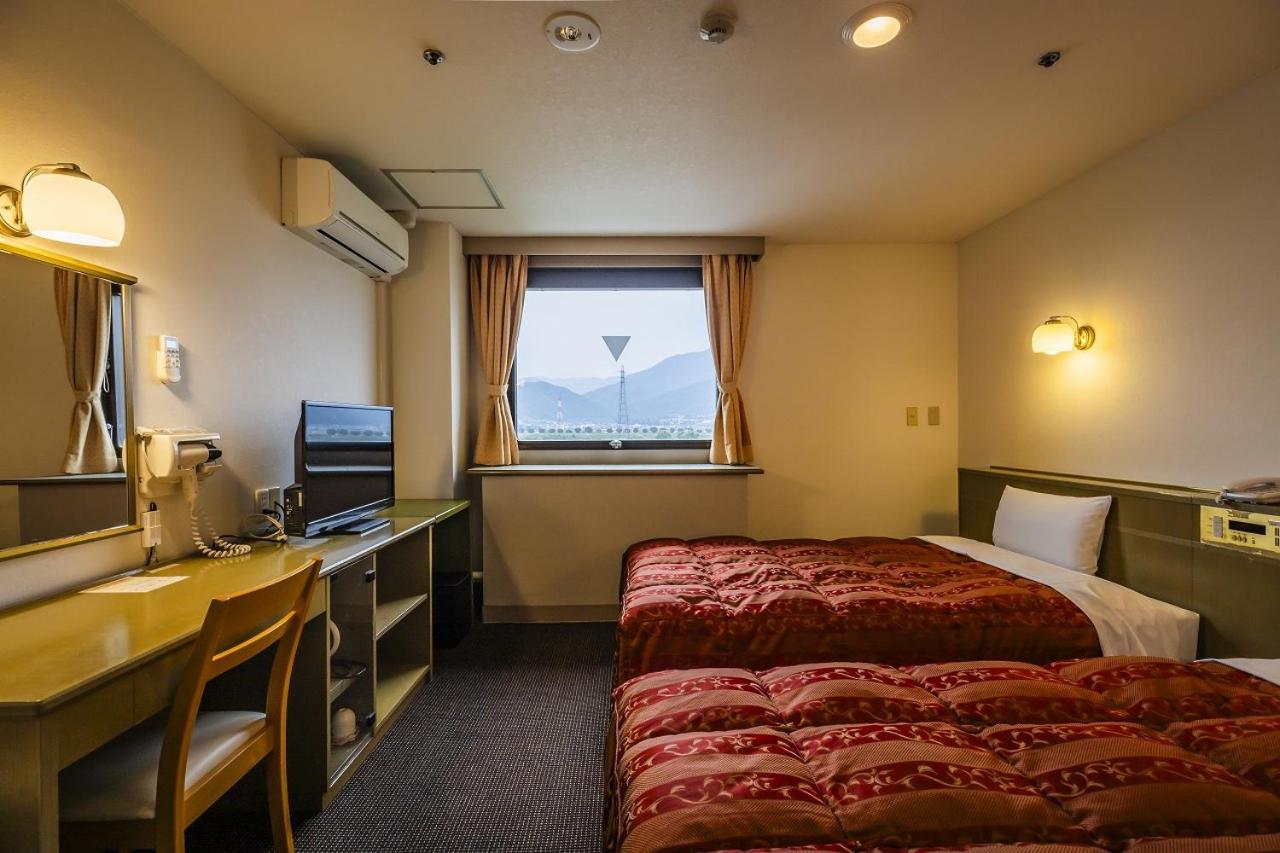 Twin Room - Non-Smoking