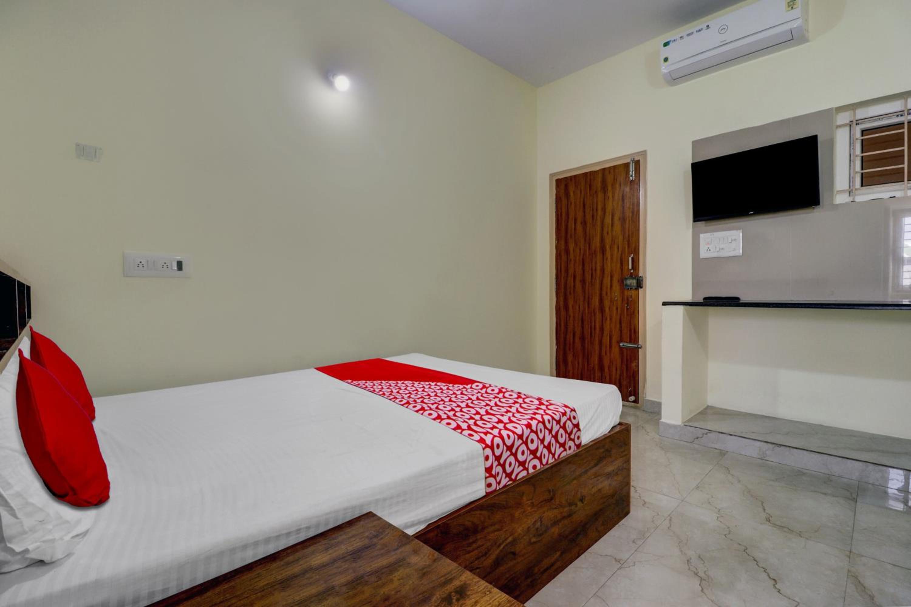 Classic Triple Room photo 1