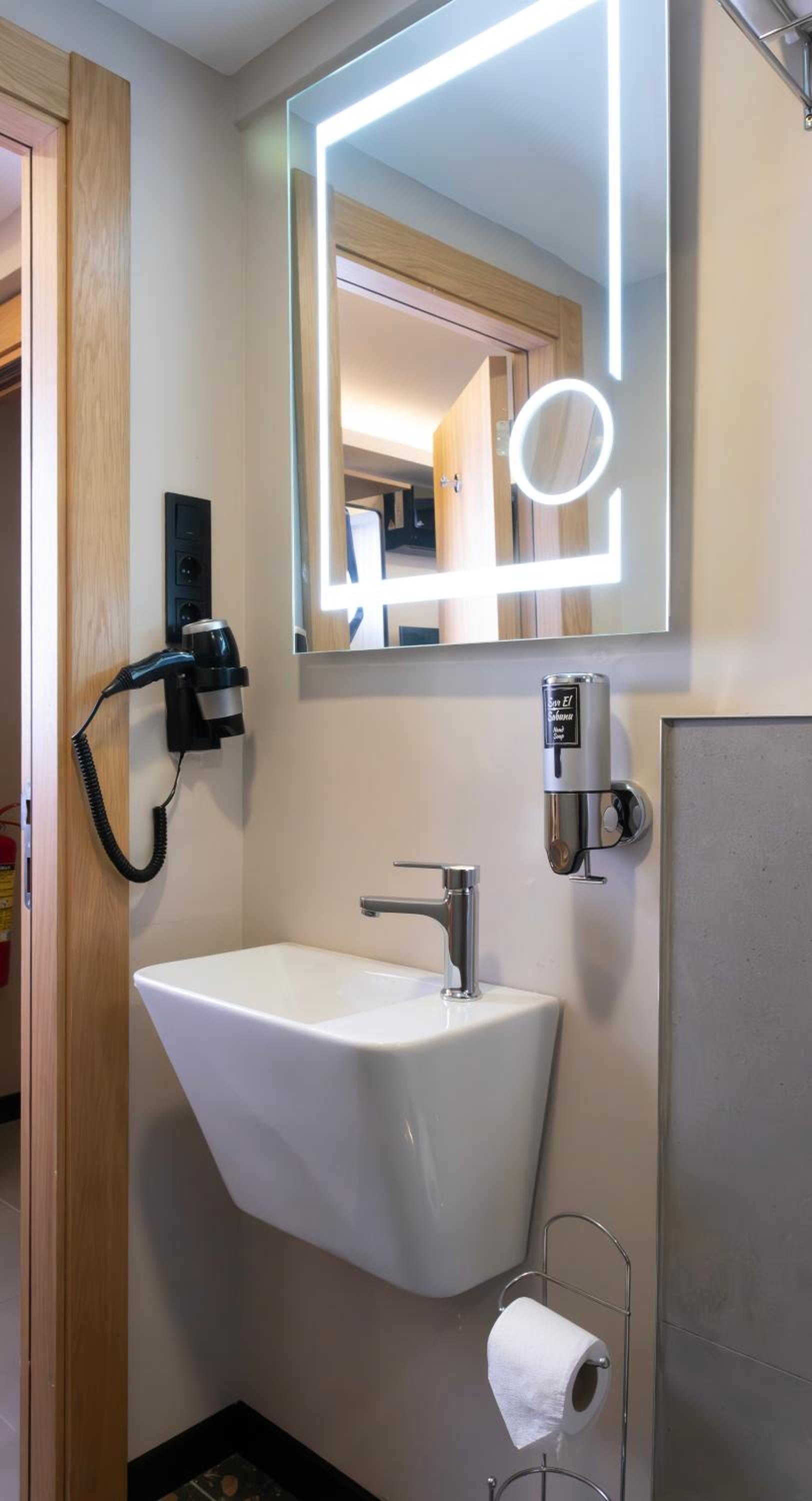 Standard Single Room photo 3