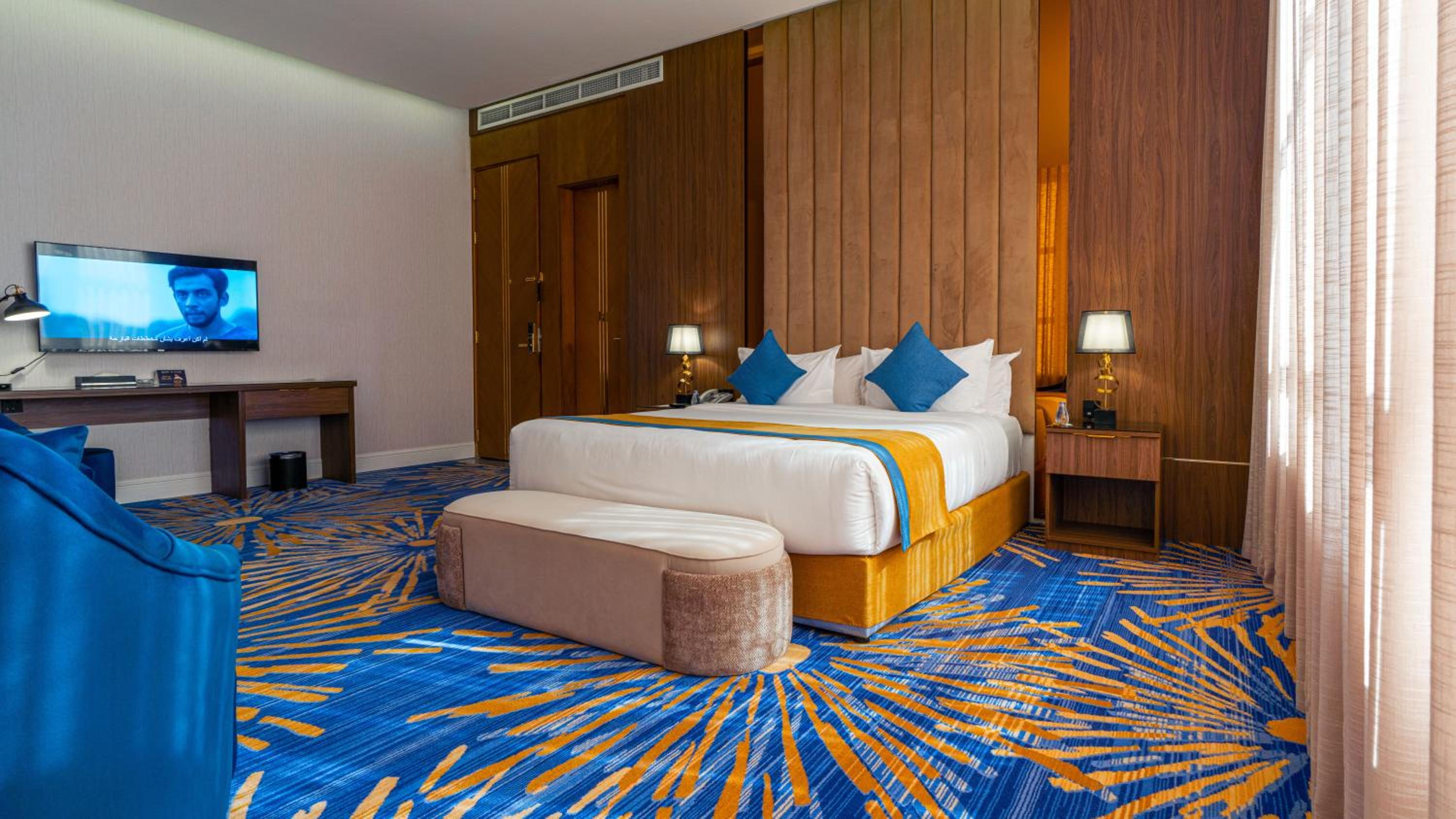 Deluxe King Room