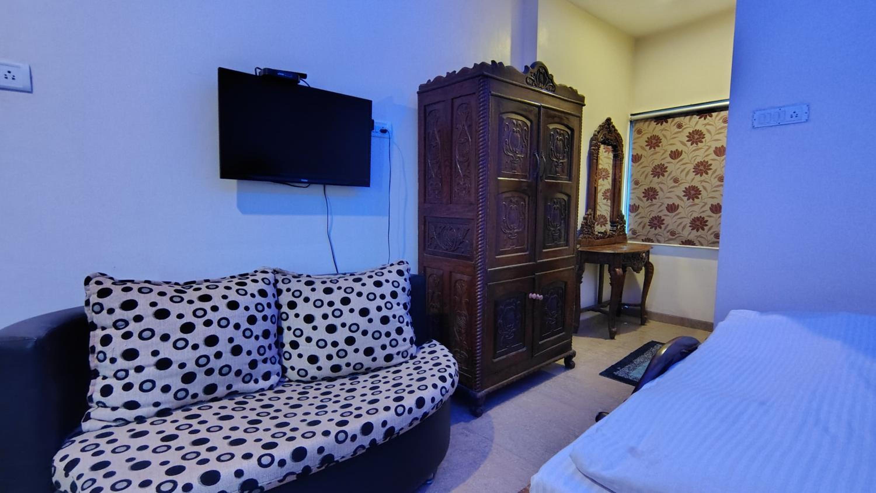 Superior King Room photo 3