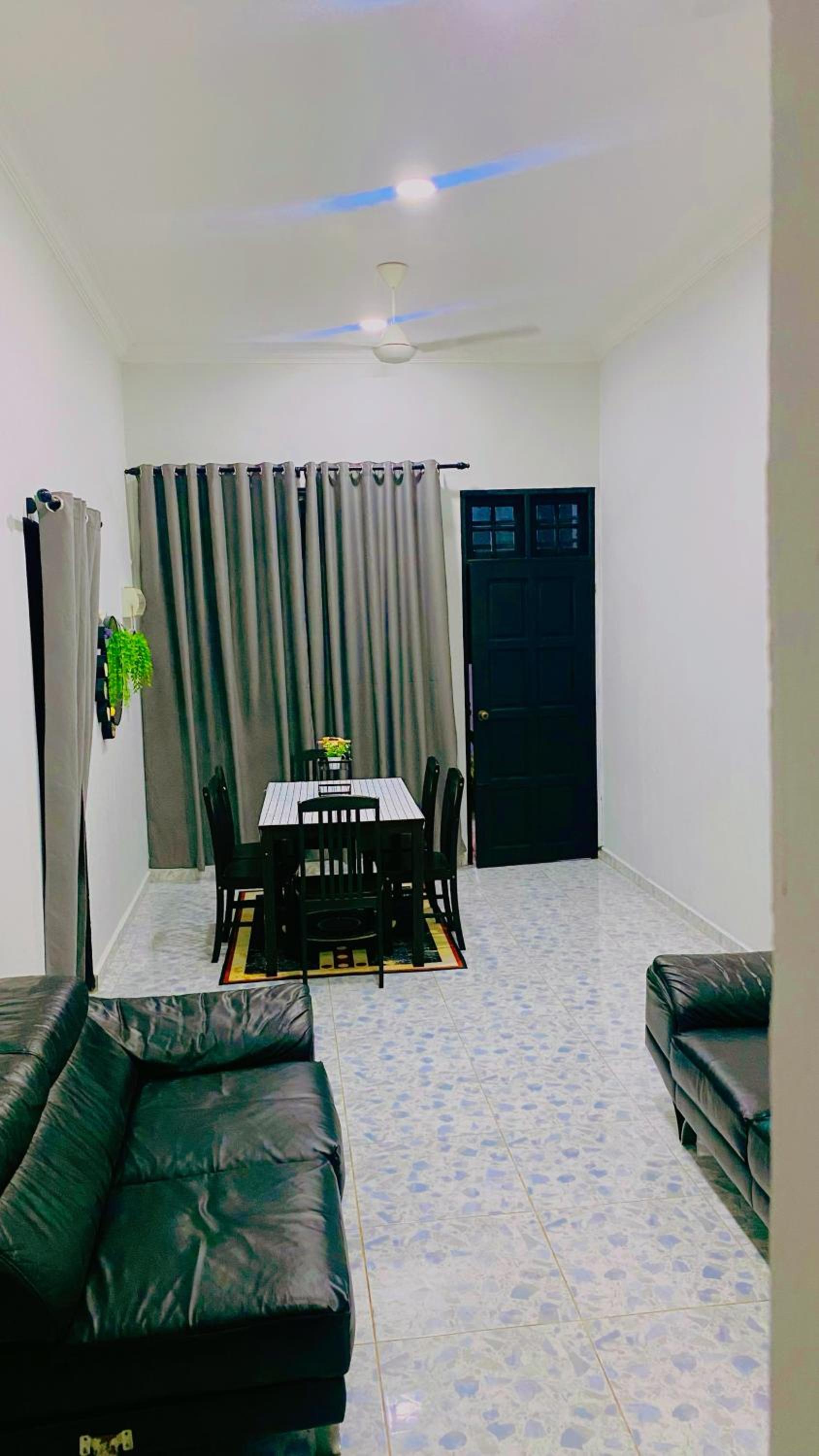 Three-Bedroom House photo 2