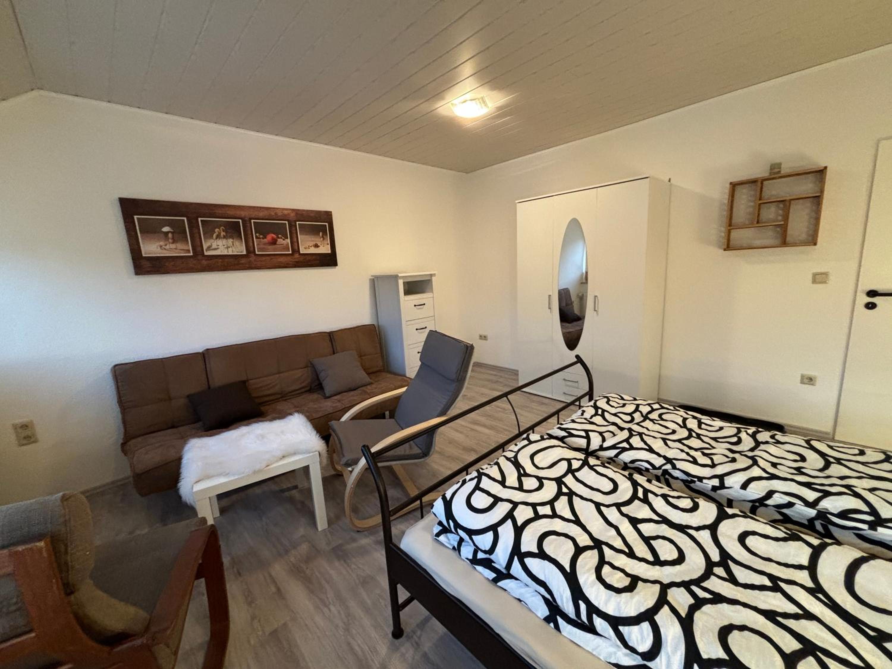 Large Double Room photo 3