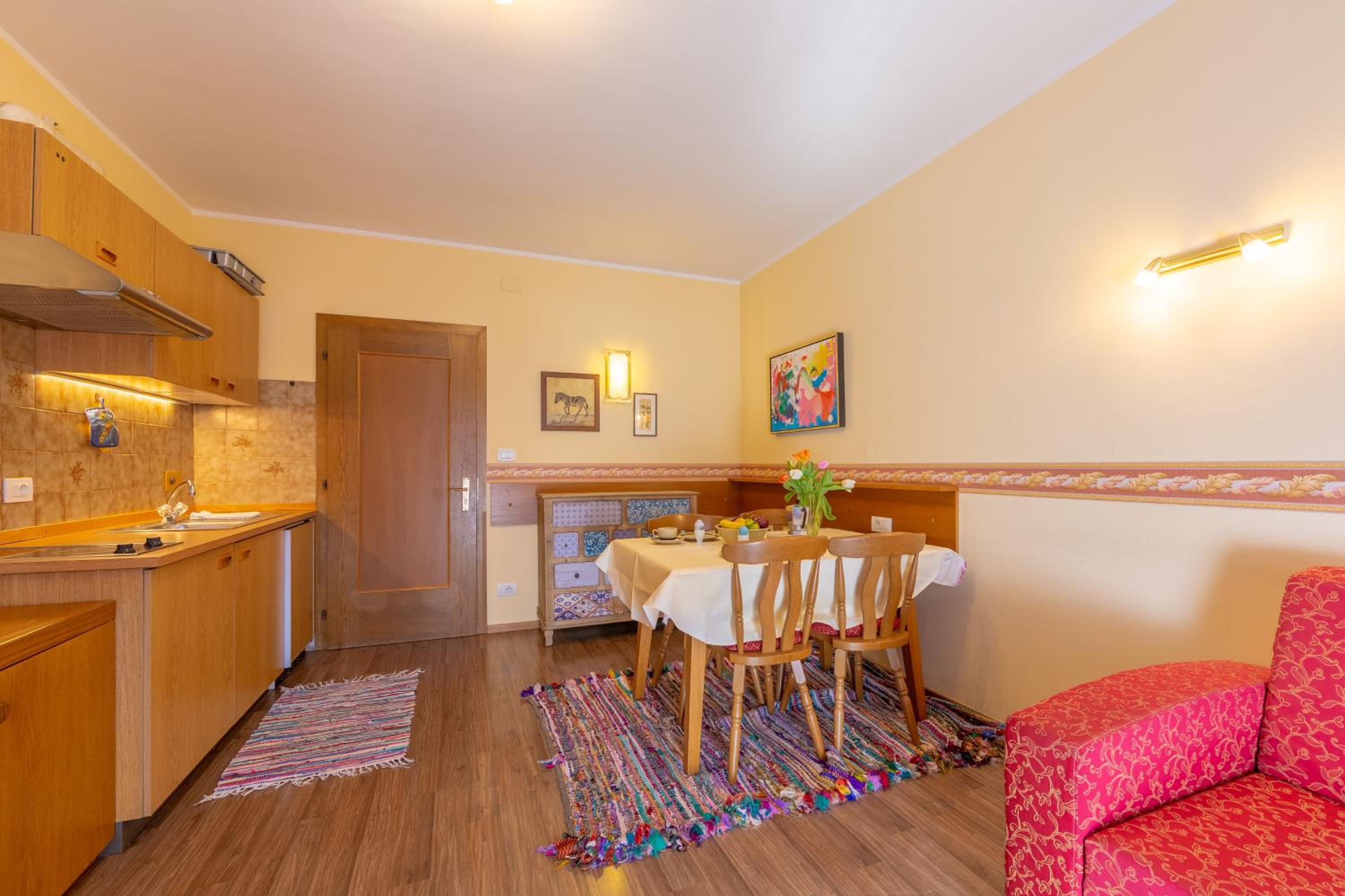 One-Bedroom Apartment with Balcony