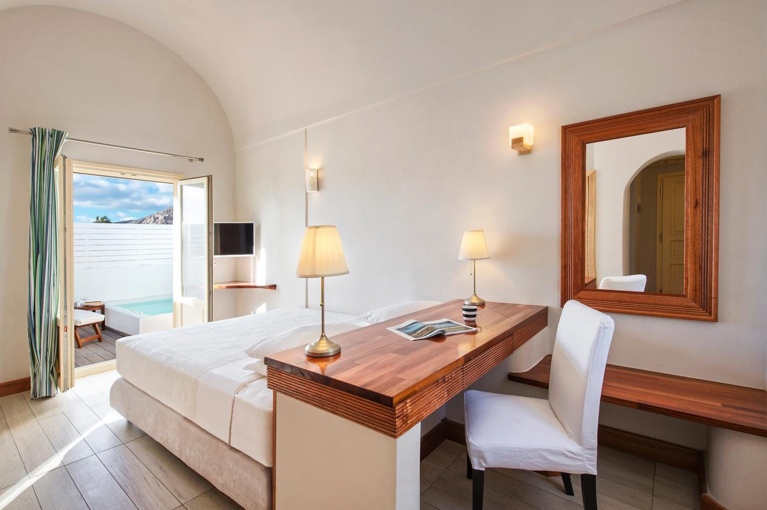 Junior Suite with Outdoor Whirlpool