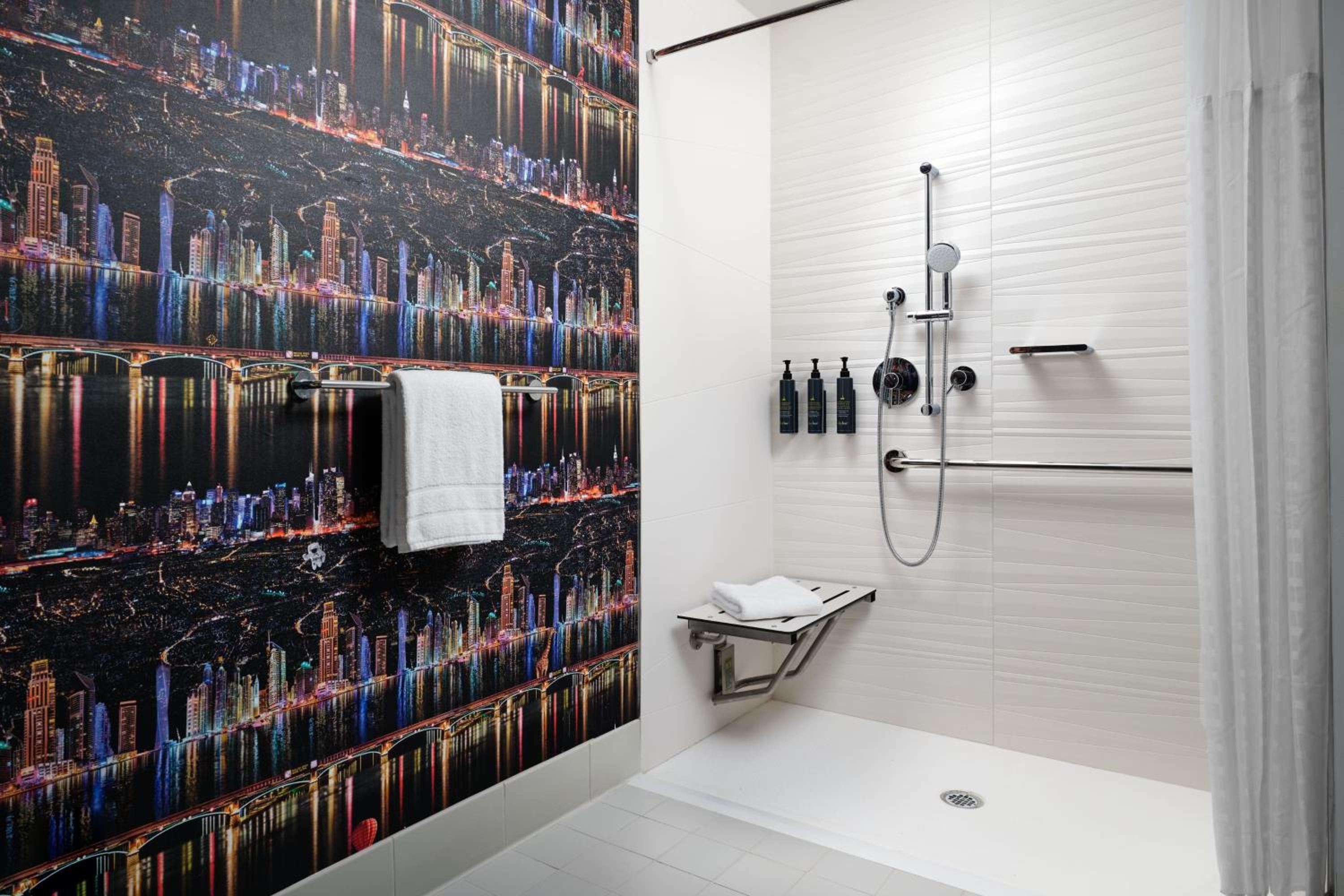Queen Room with Two Queen Beds, Mobility and Hearing Accessible Transfer Shower - Photo 3