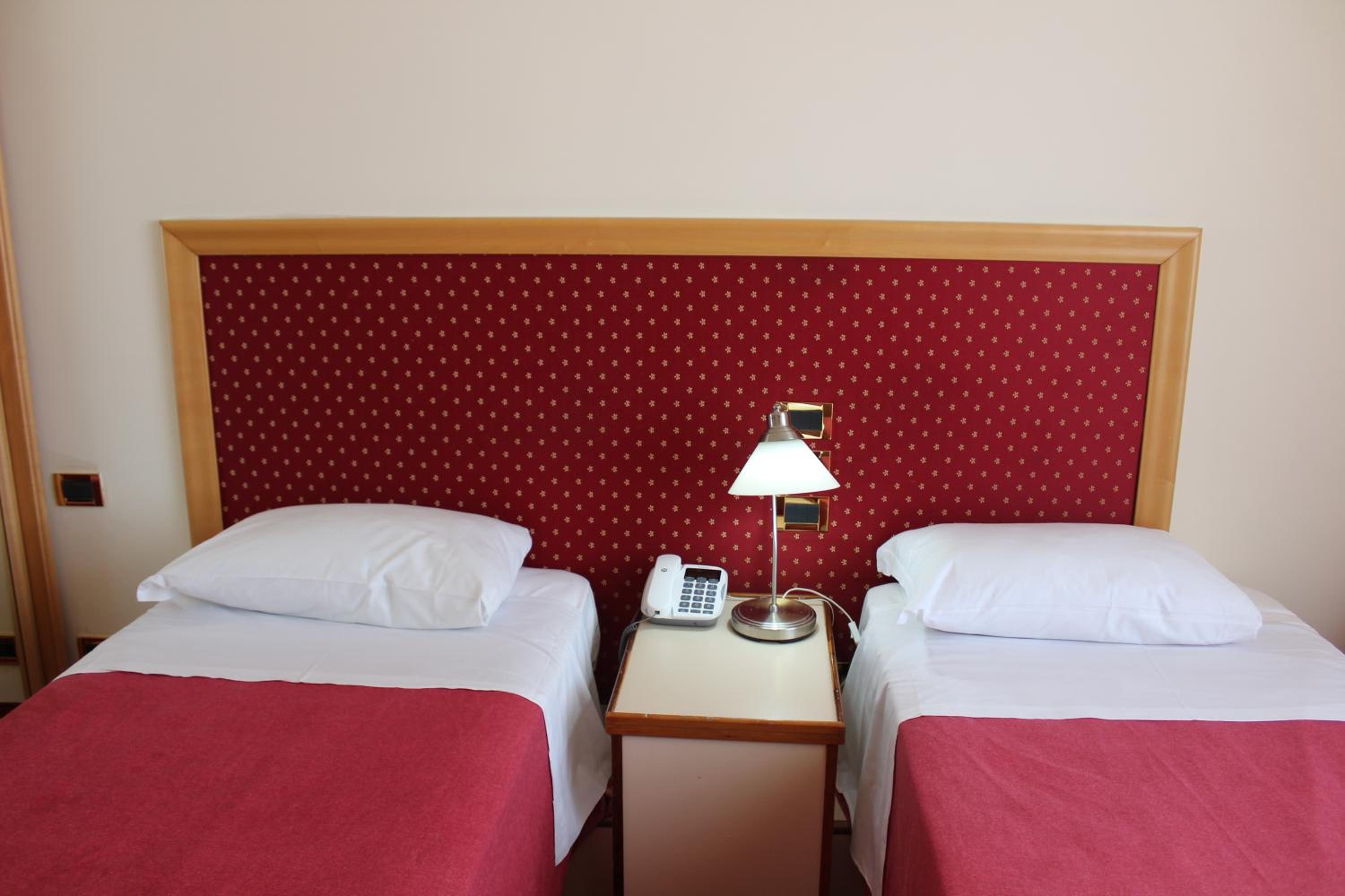 Twin Room photo 1