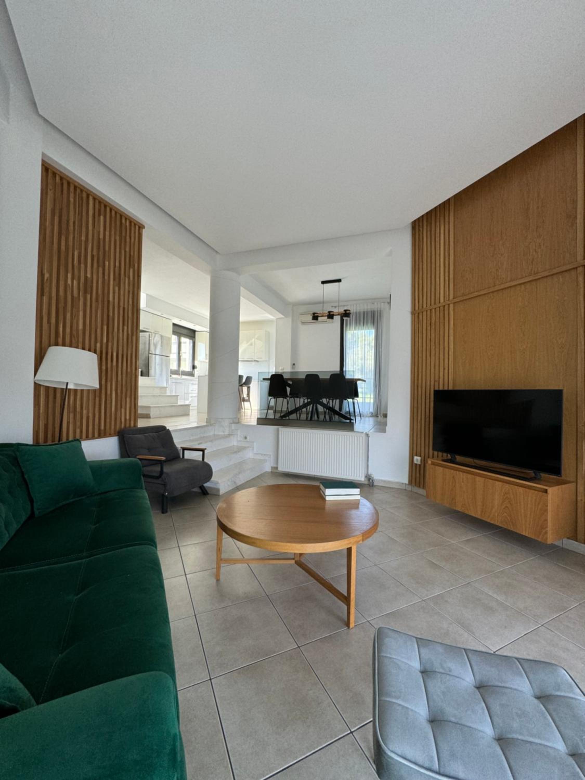 Deluxe Family Suite photo 1