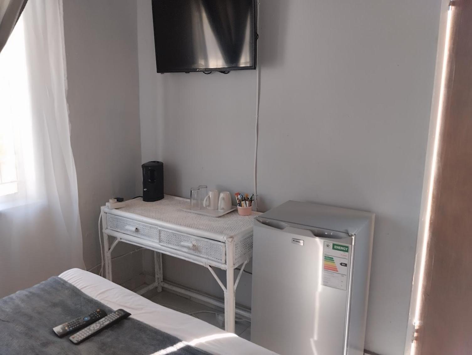 Standard Double Room photo 2