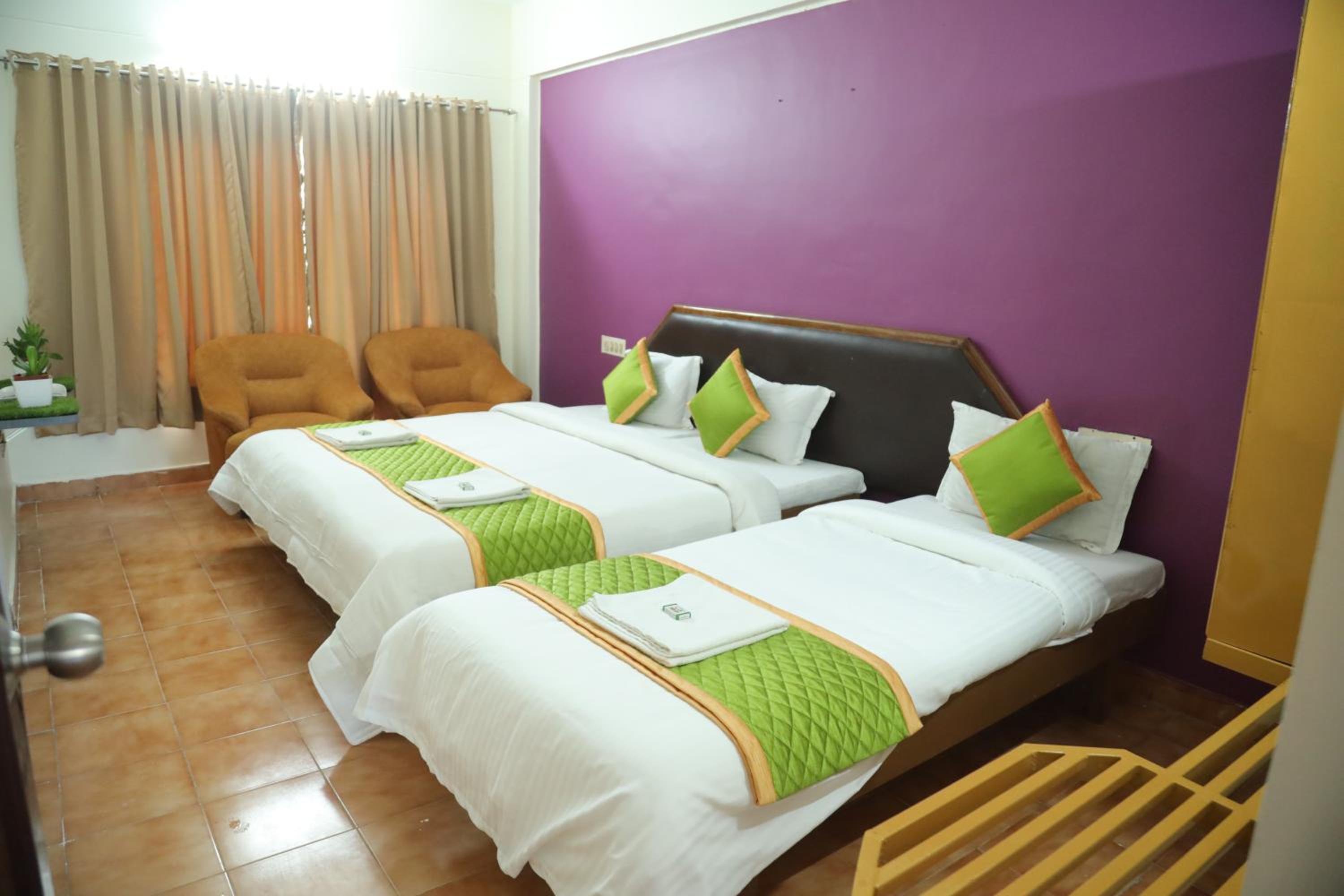 Luxury Triple Room