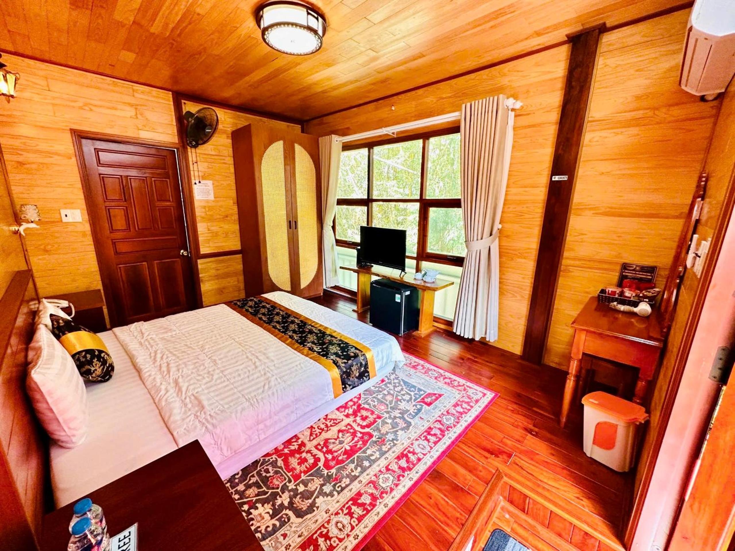 Deluxe Double Room photo 2