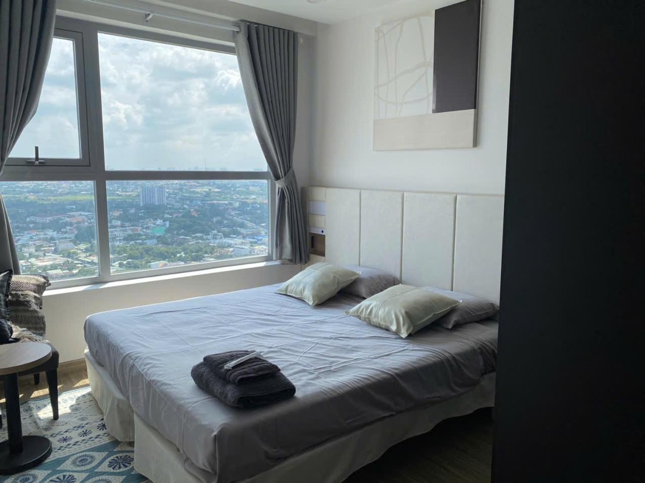 One-Bedroom Apartment - Photo 15
