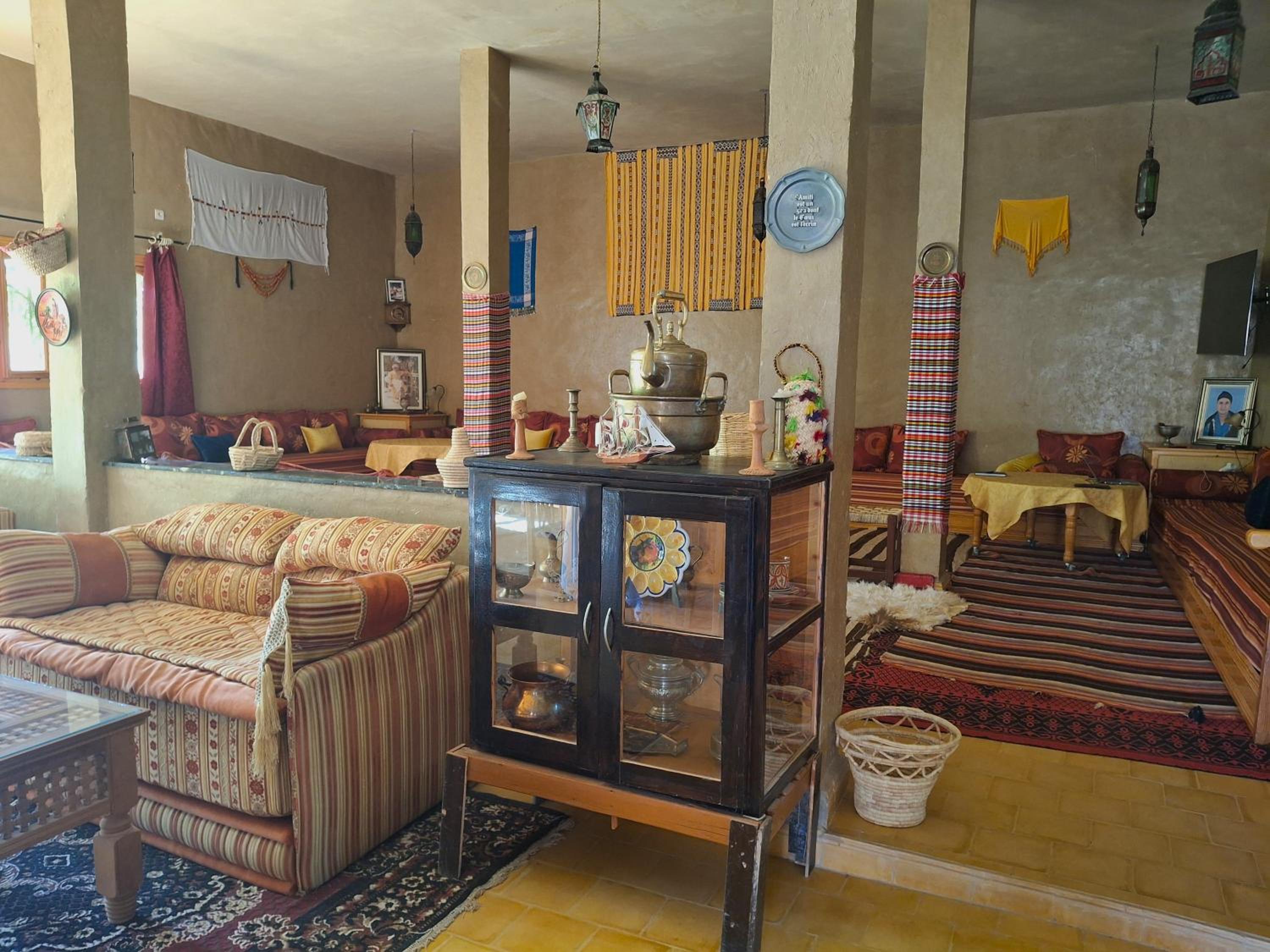 Standard Twin Room with Garden View - Photo 11