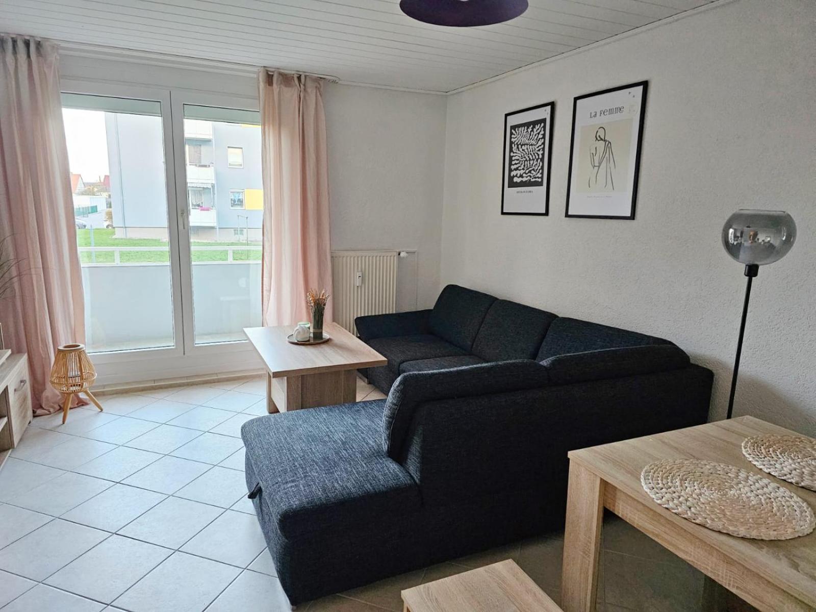 One-Bedroom Apartment photo 2