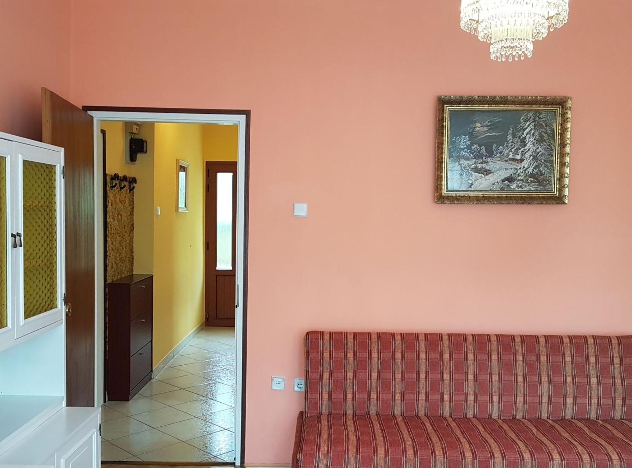 One Bedroom Apartment With Garden