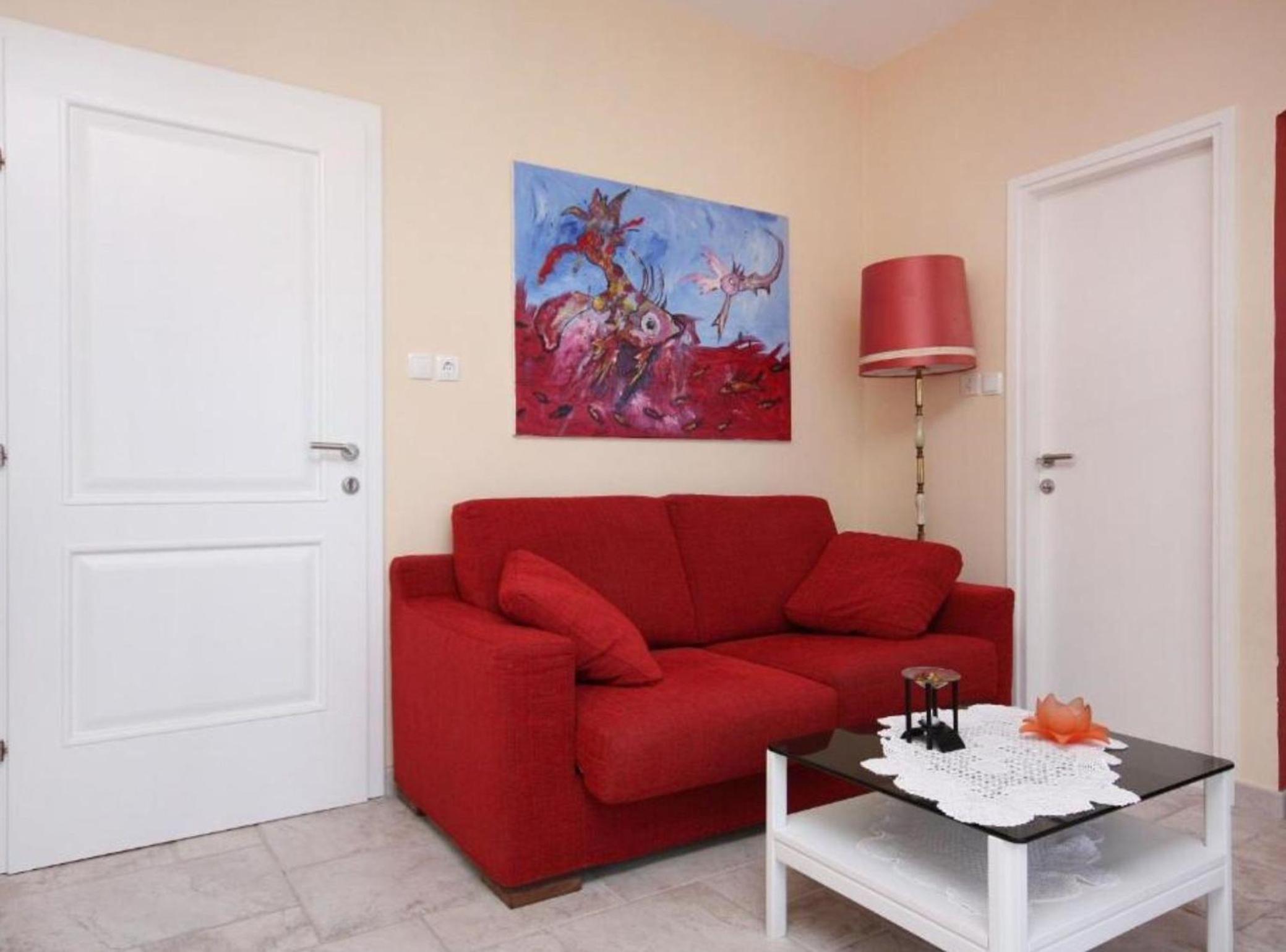 One Bedroom Apartment With Terrace And Sea View