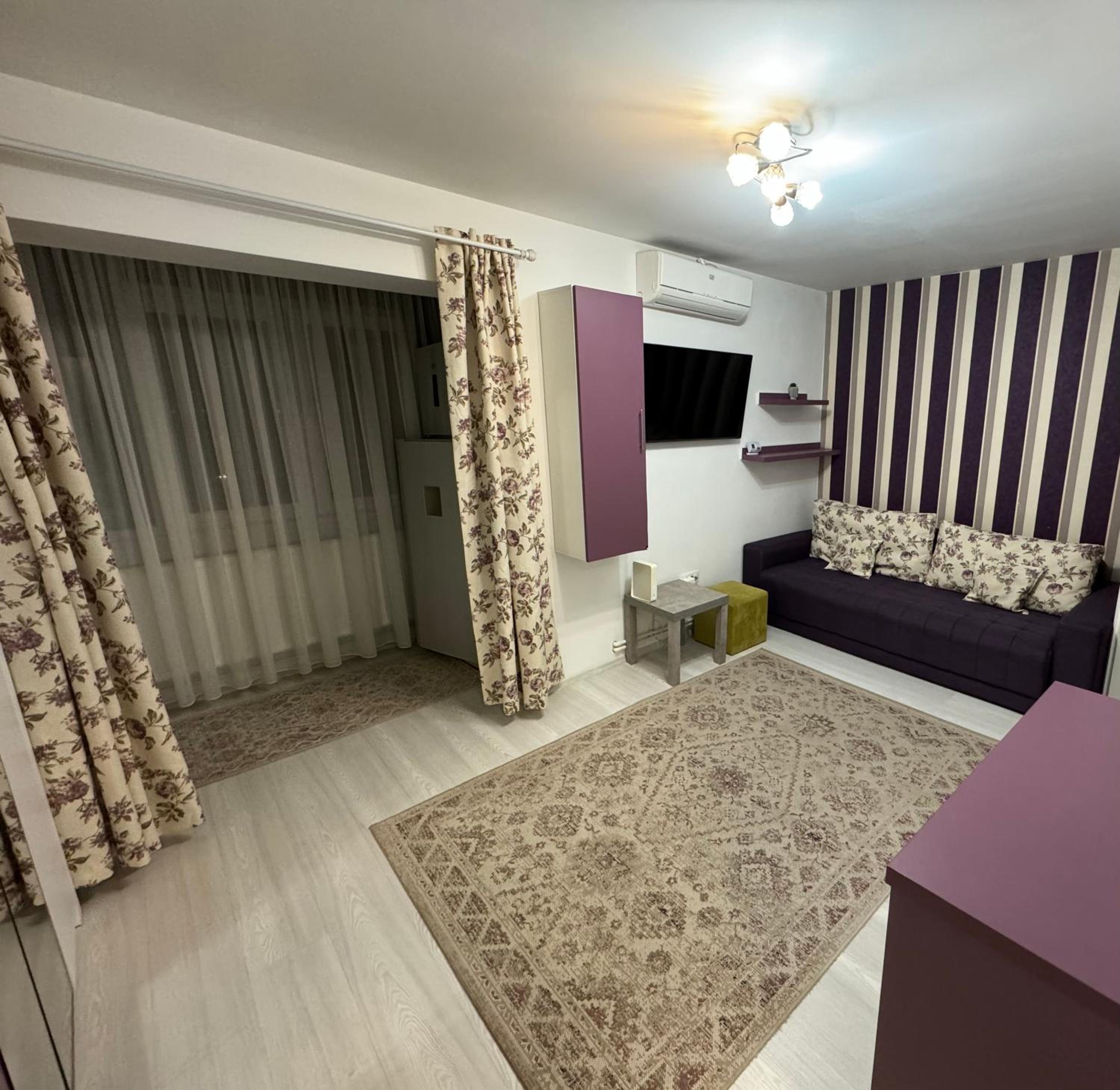 One-Bedroom Apartment With Balcony photo 1